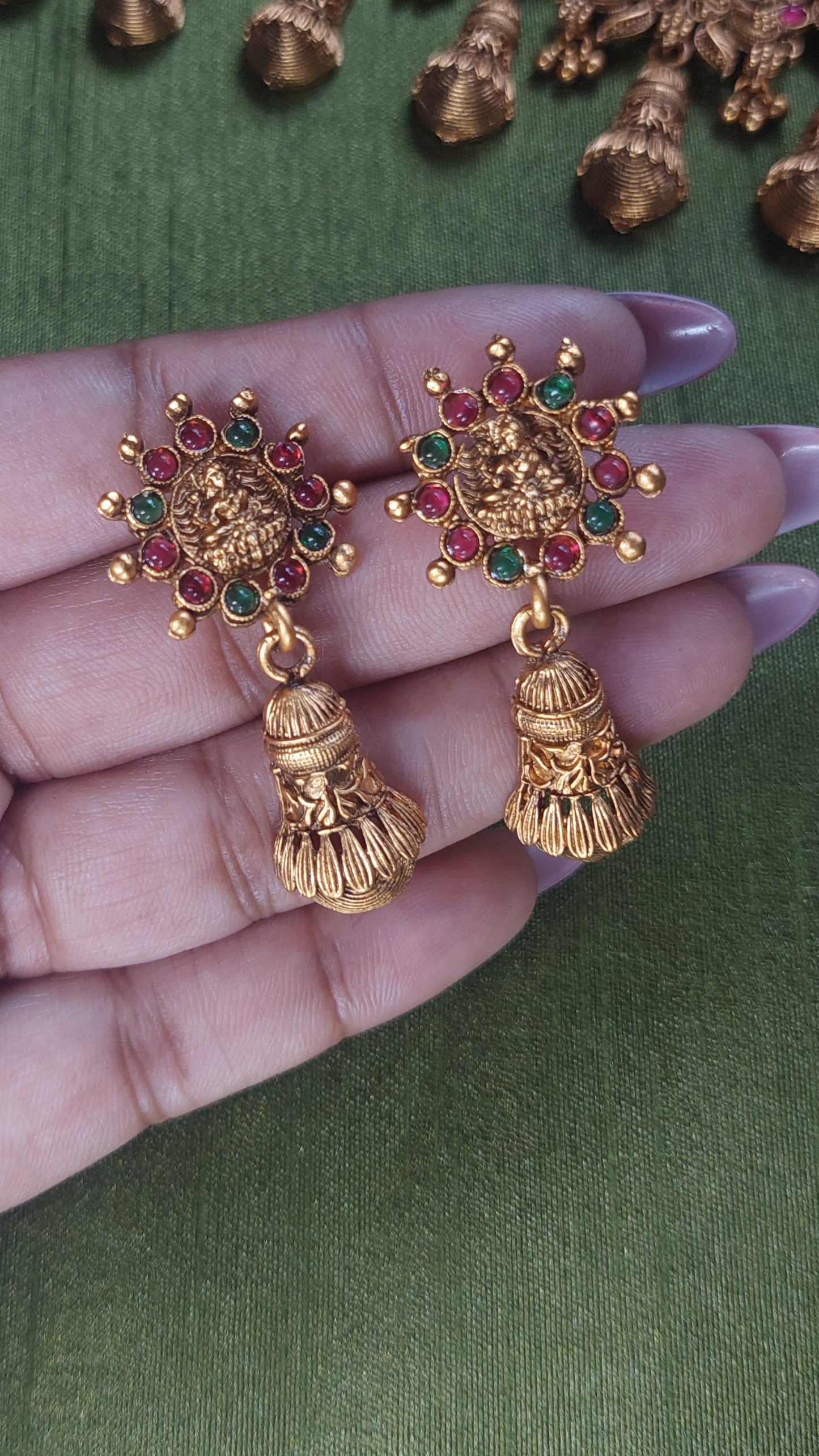 TEMPLE CHOCKER SET