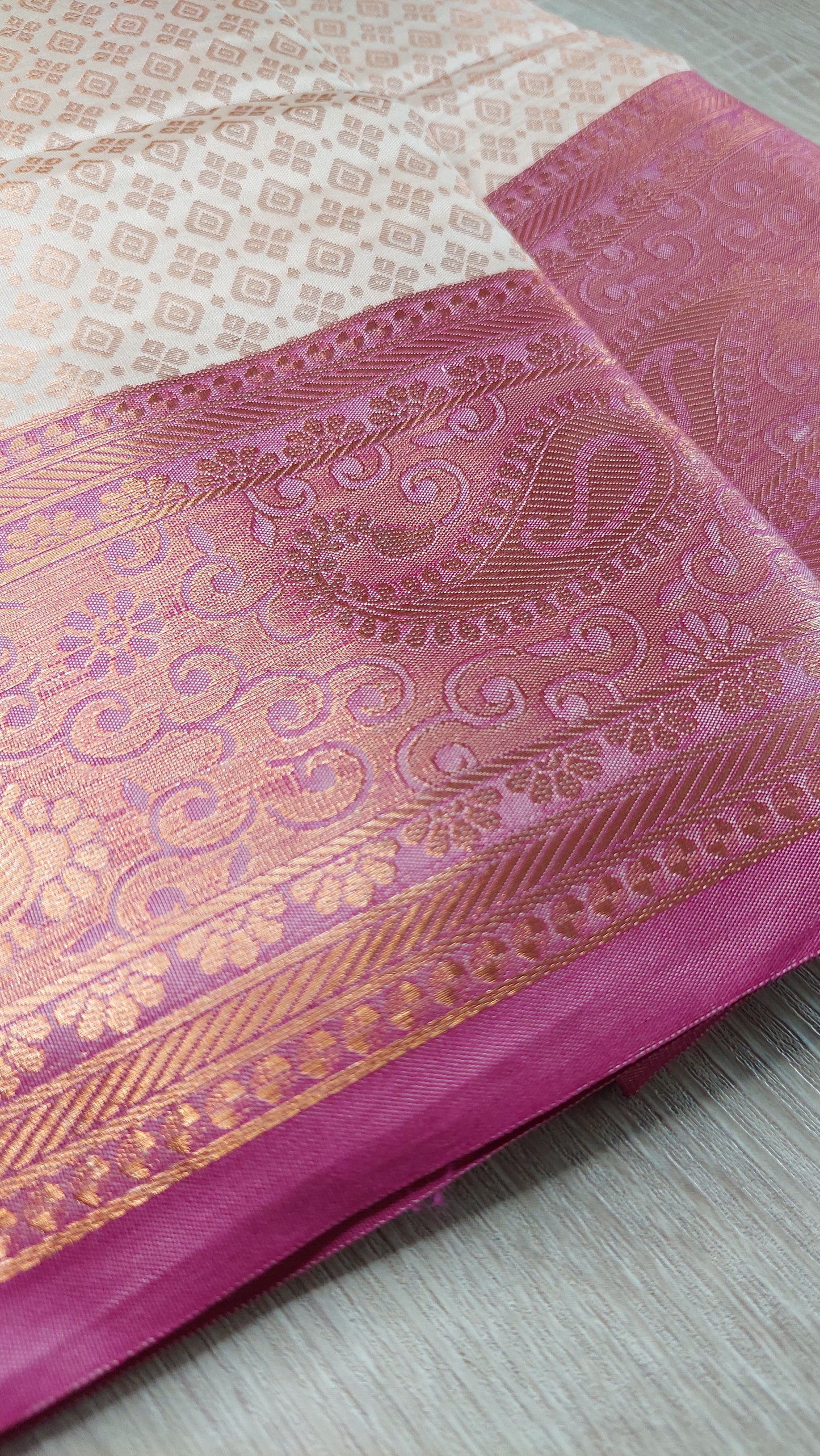 DIVIYA (DUSTY BEIGE)