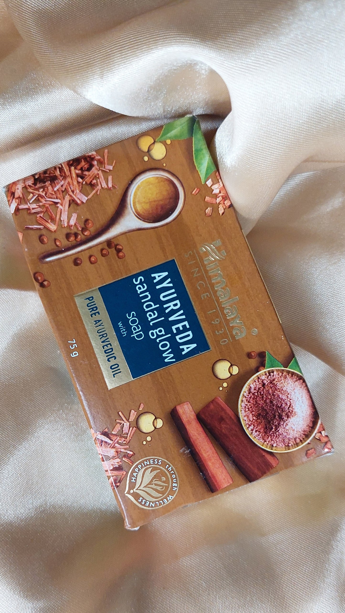 HIMALAYA AYURVEDA SANDAL GLOW SOAP