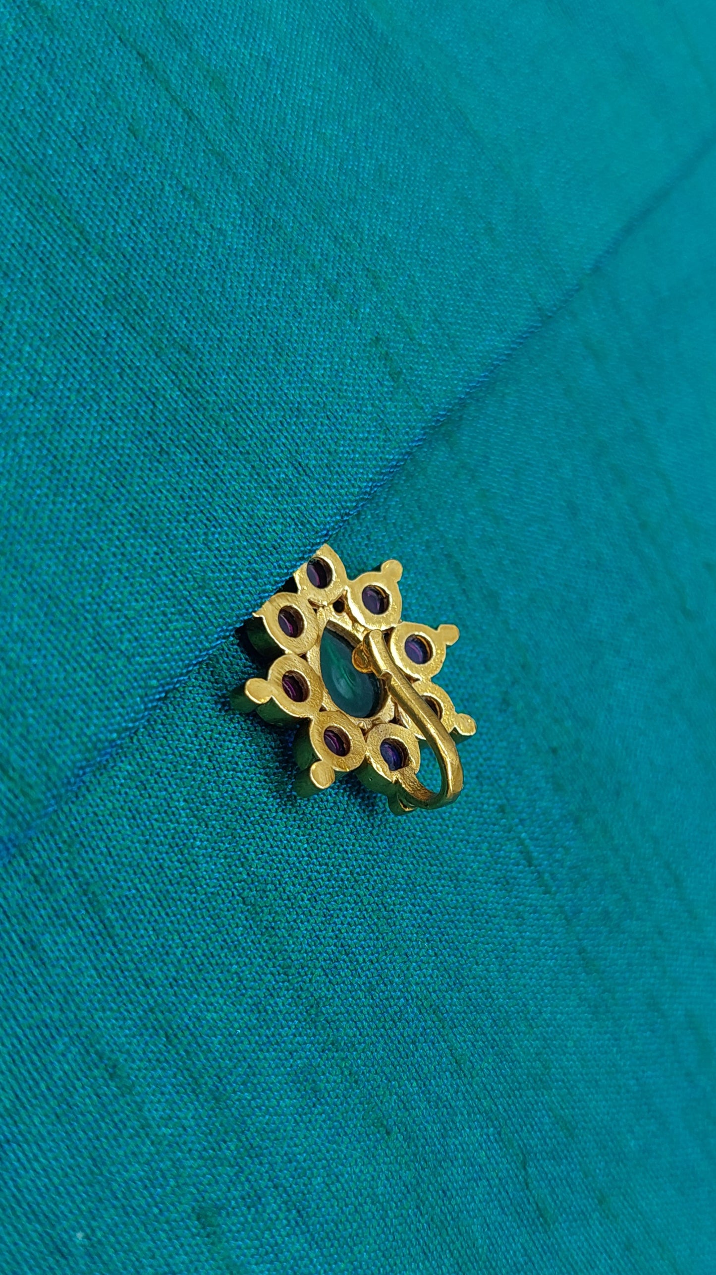 ANTIQUE GOLD NATH 011