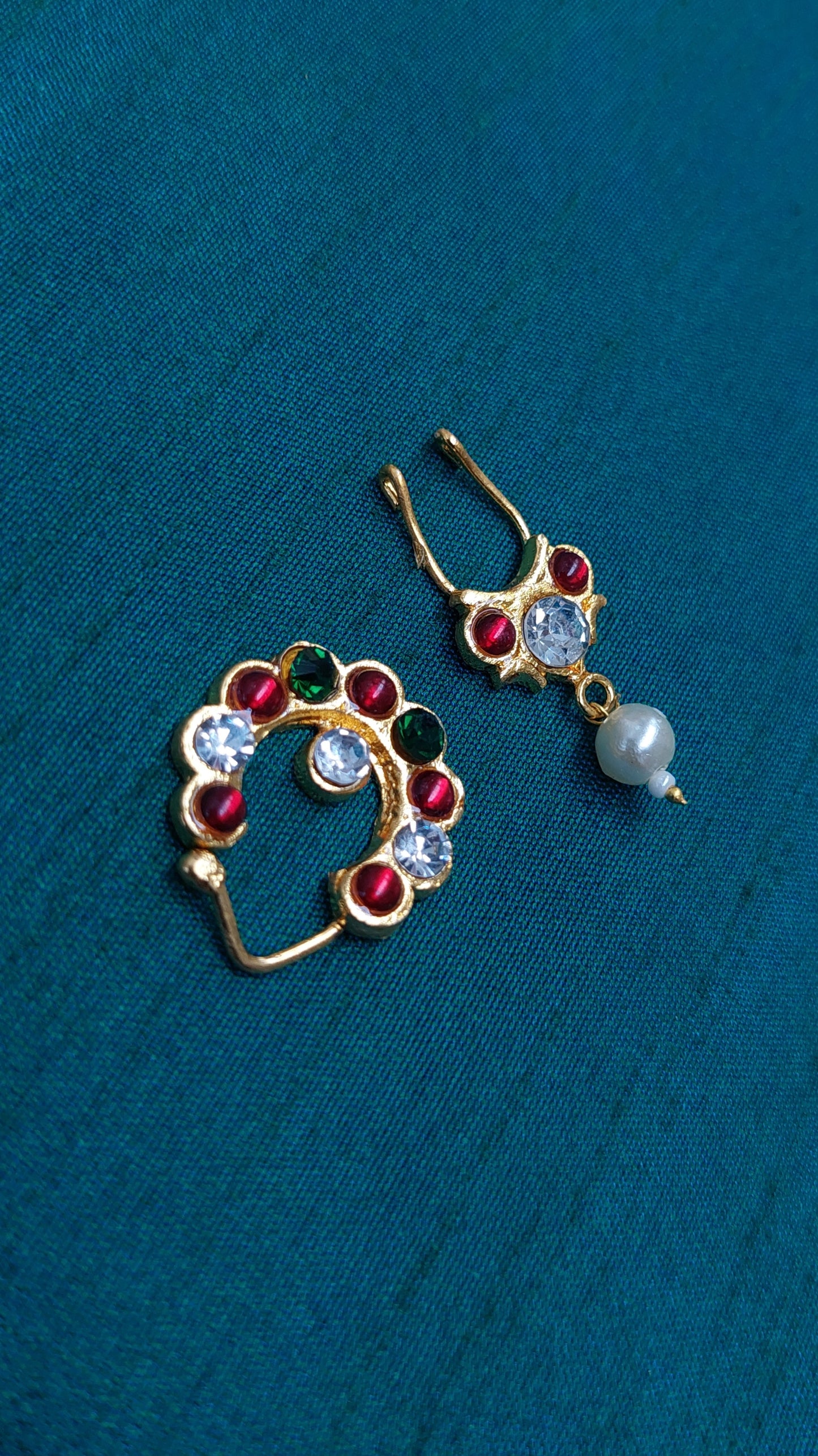 DUAL NOSE PINS 014