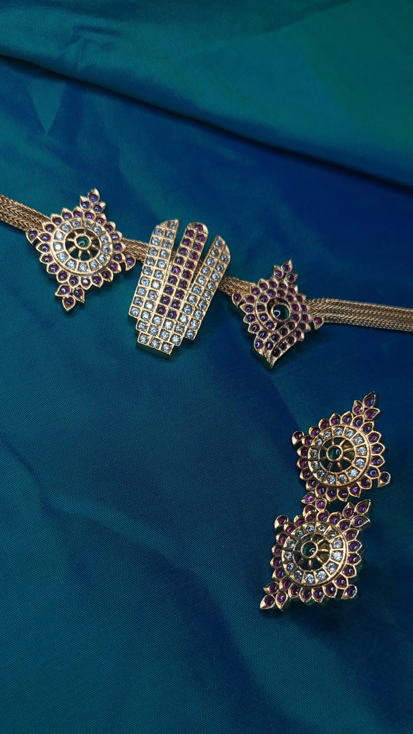 ANTIQUE CHOKER SET 0094