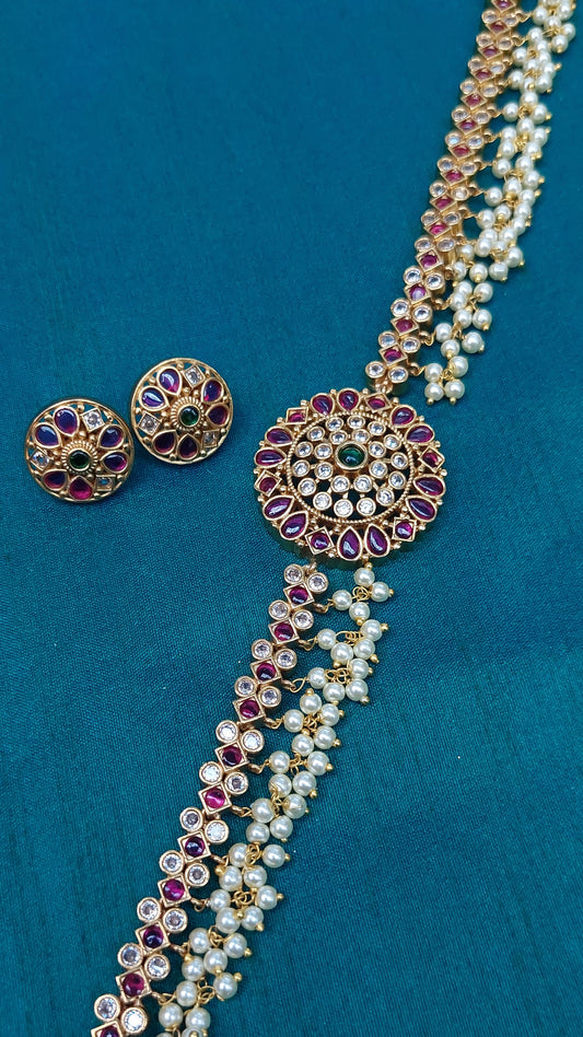 CLUSTERED PEARL CHOKER SET