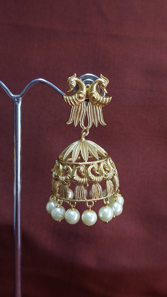 ANTIQUE GOLD A.D. STONE JUMKHAS E0221