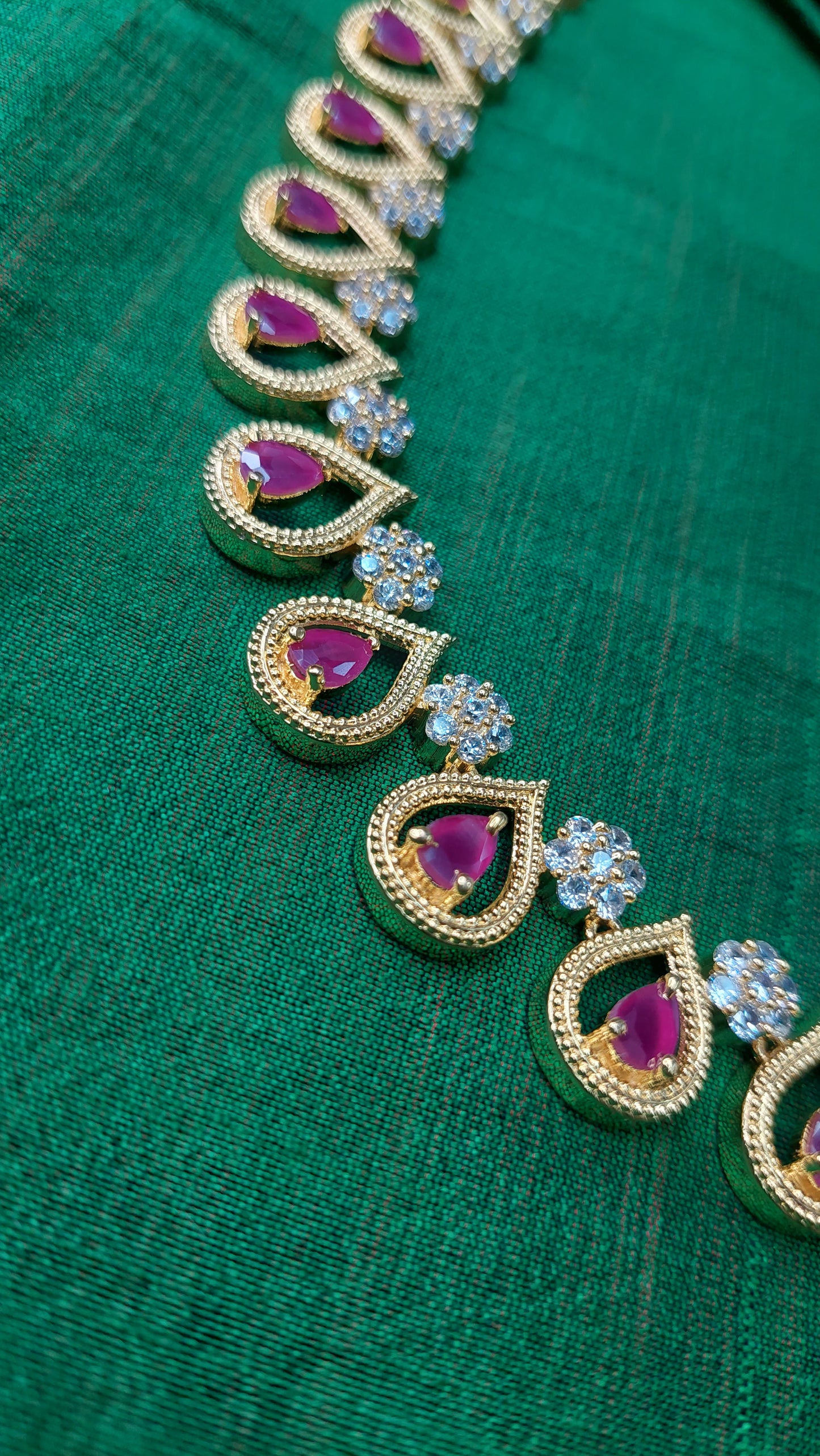 GOLD A.D. STONE SET 0060