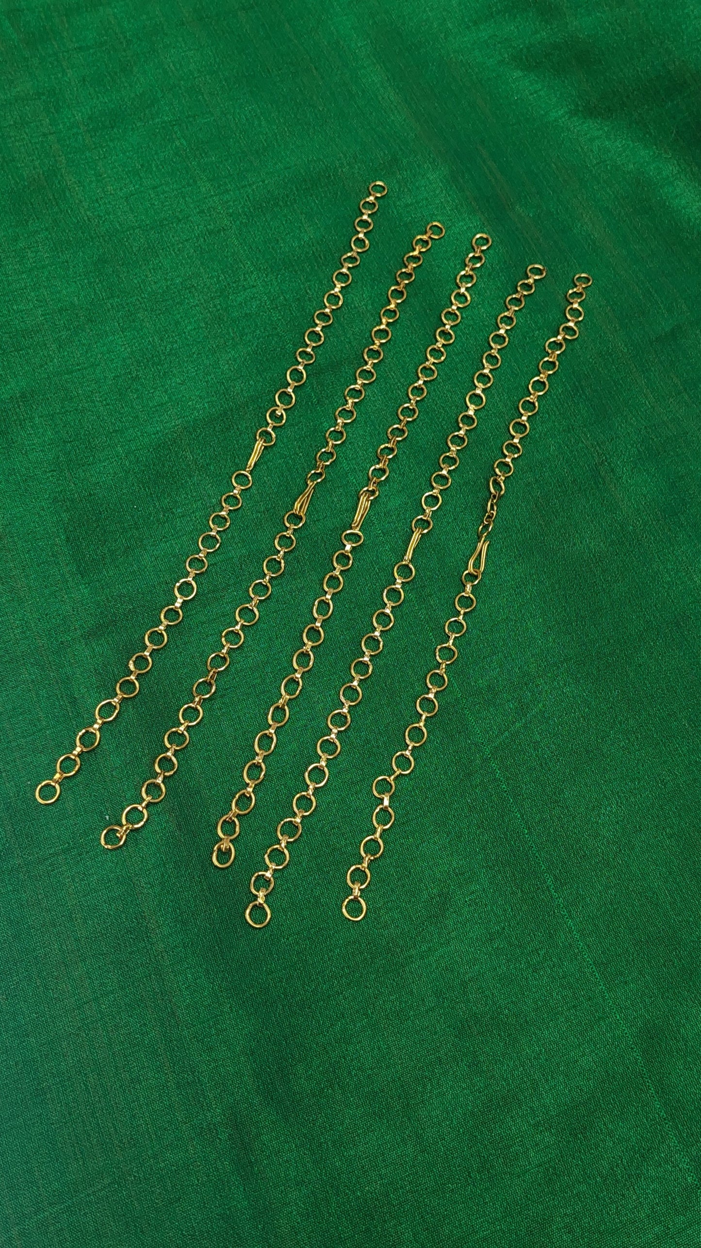 NECKLACE BACK CHAIN
