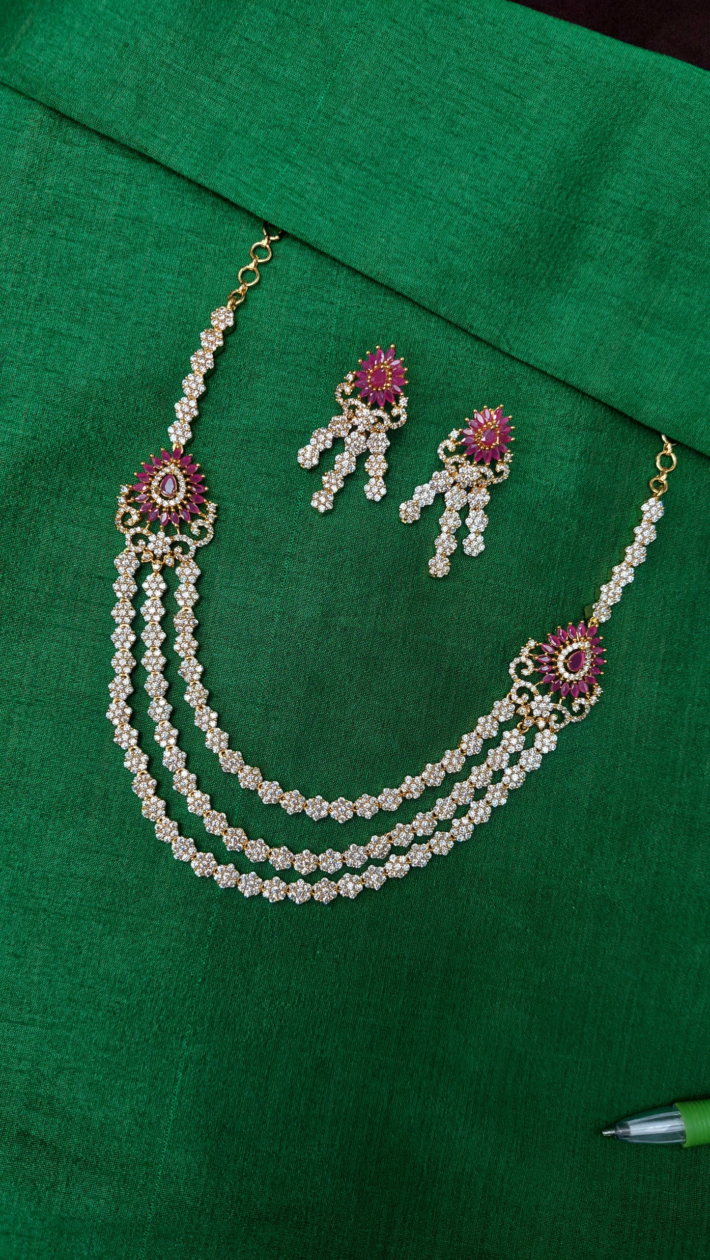 TRIPLE LAYER A.D. STONE SET