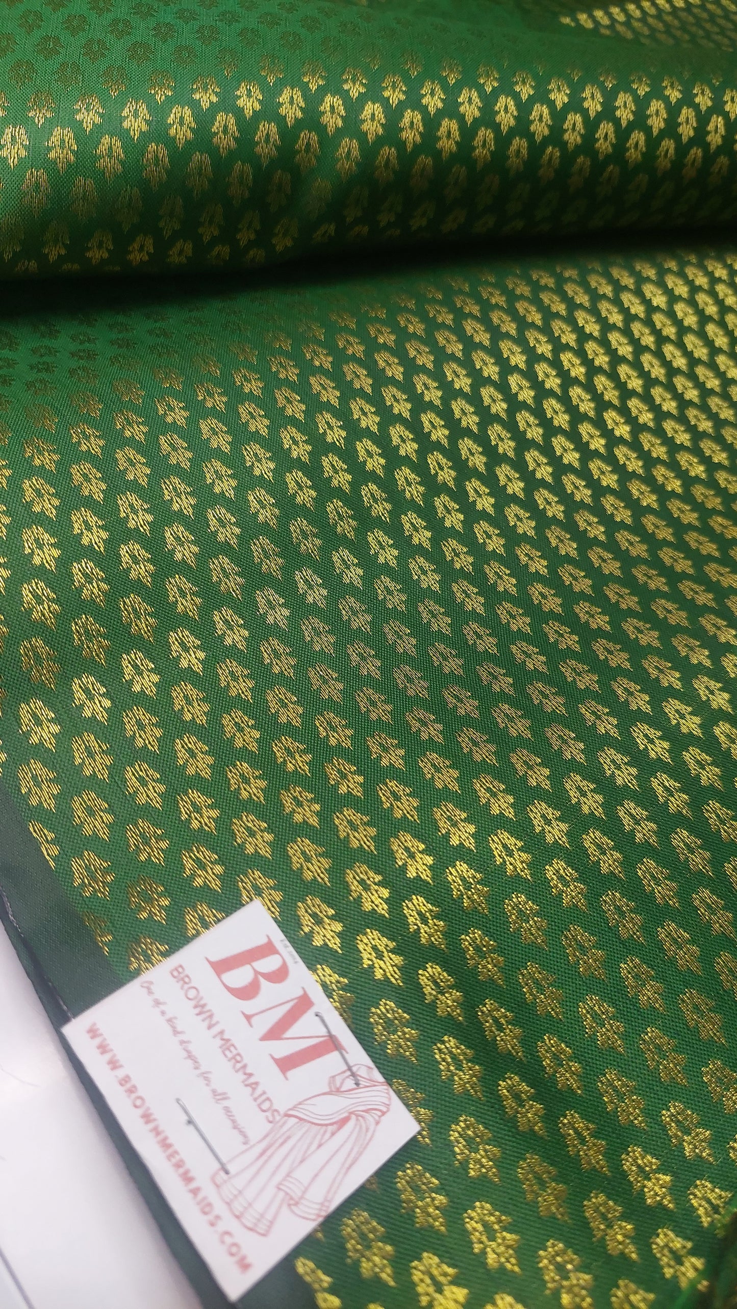 GREEN & GOLD BROCADE MATERIAL 002