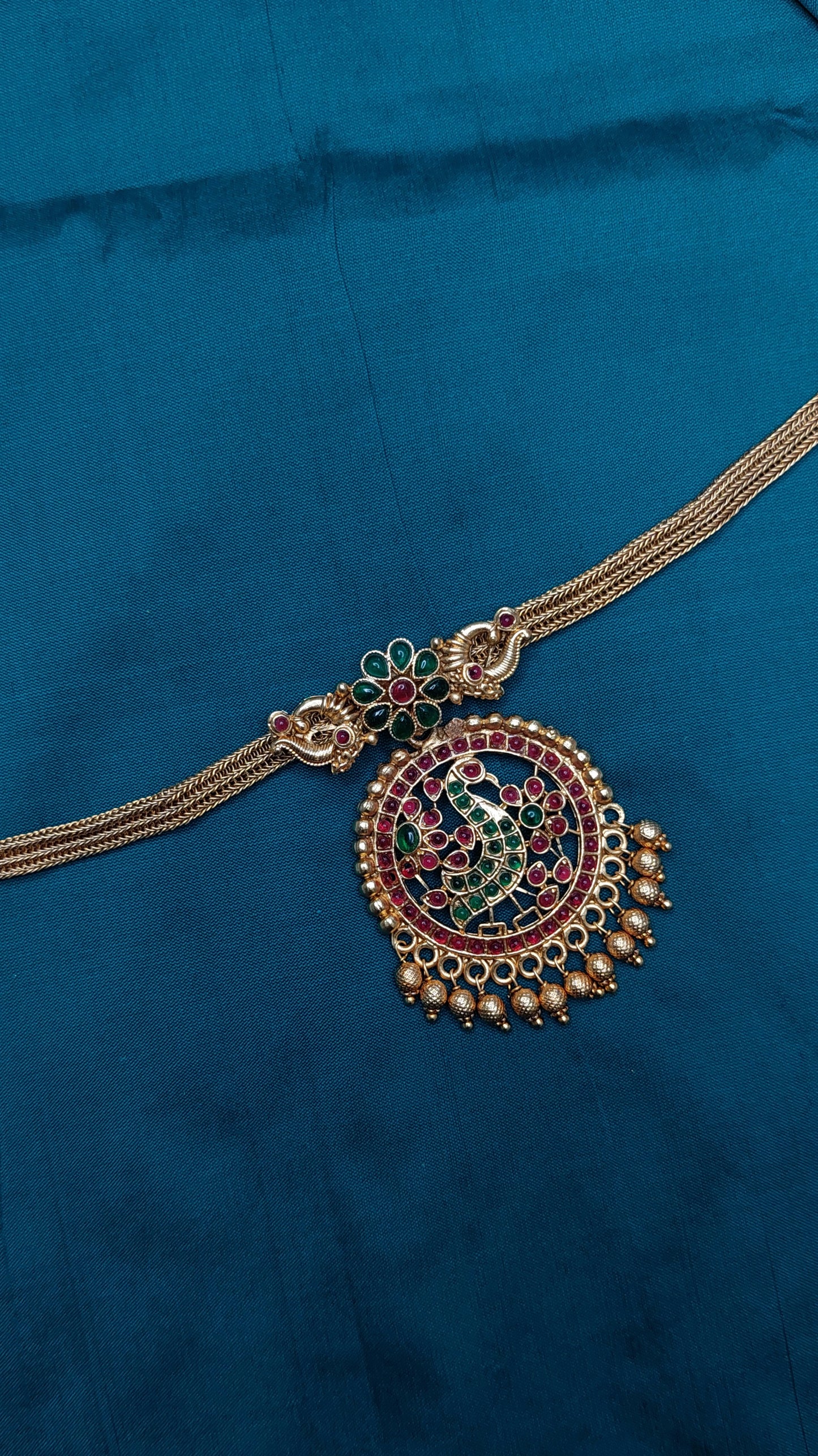 PEACOCK KEMP CHOCKER