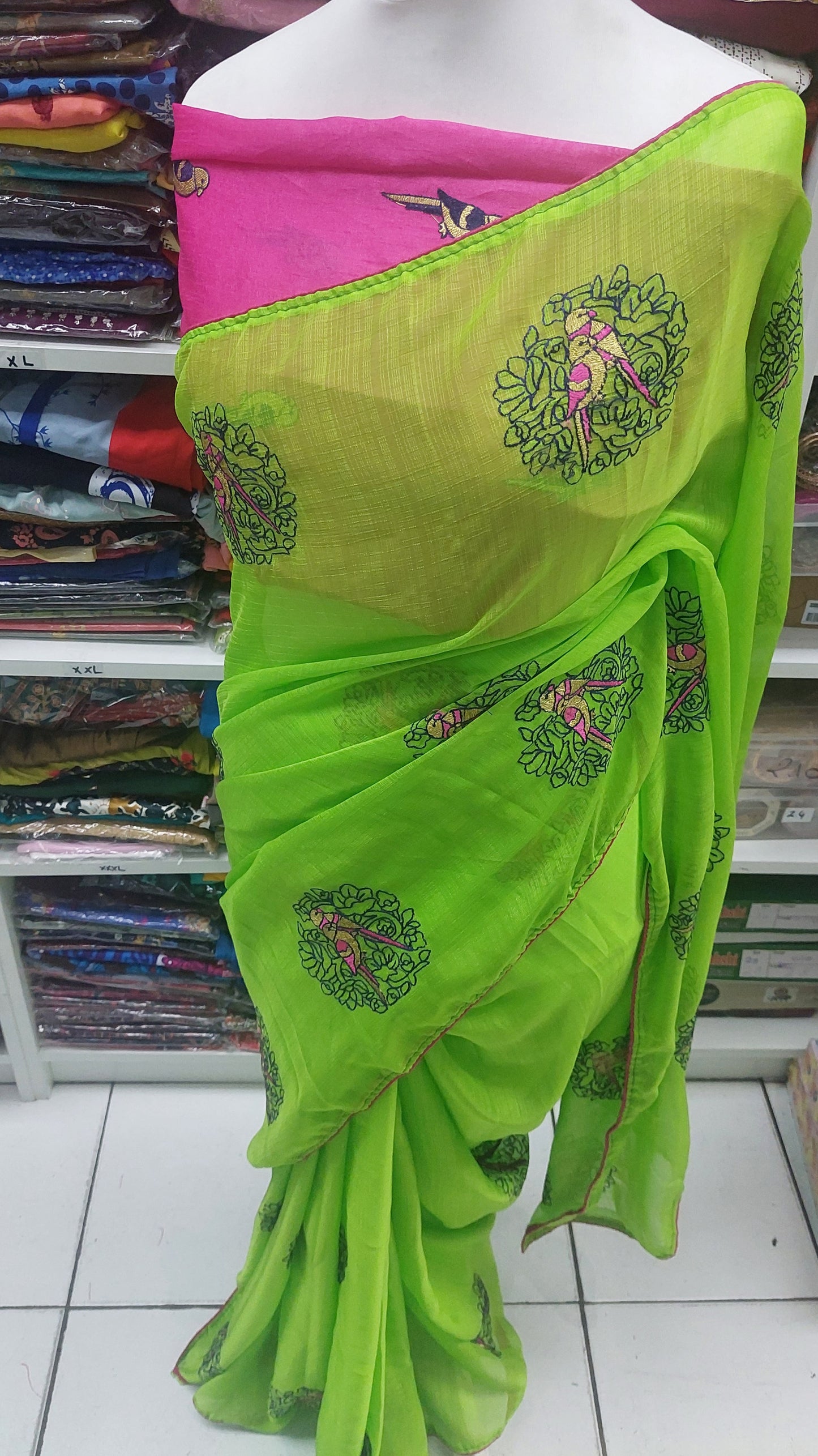 PARROT SAREE 🦜
