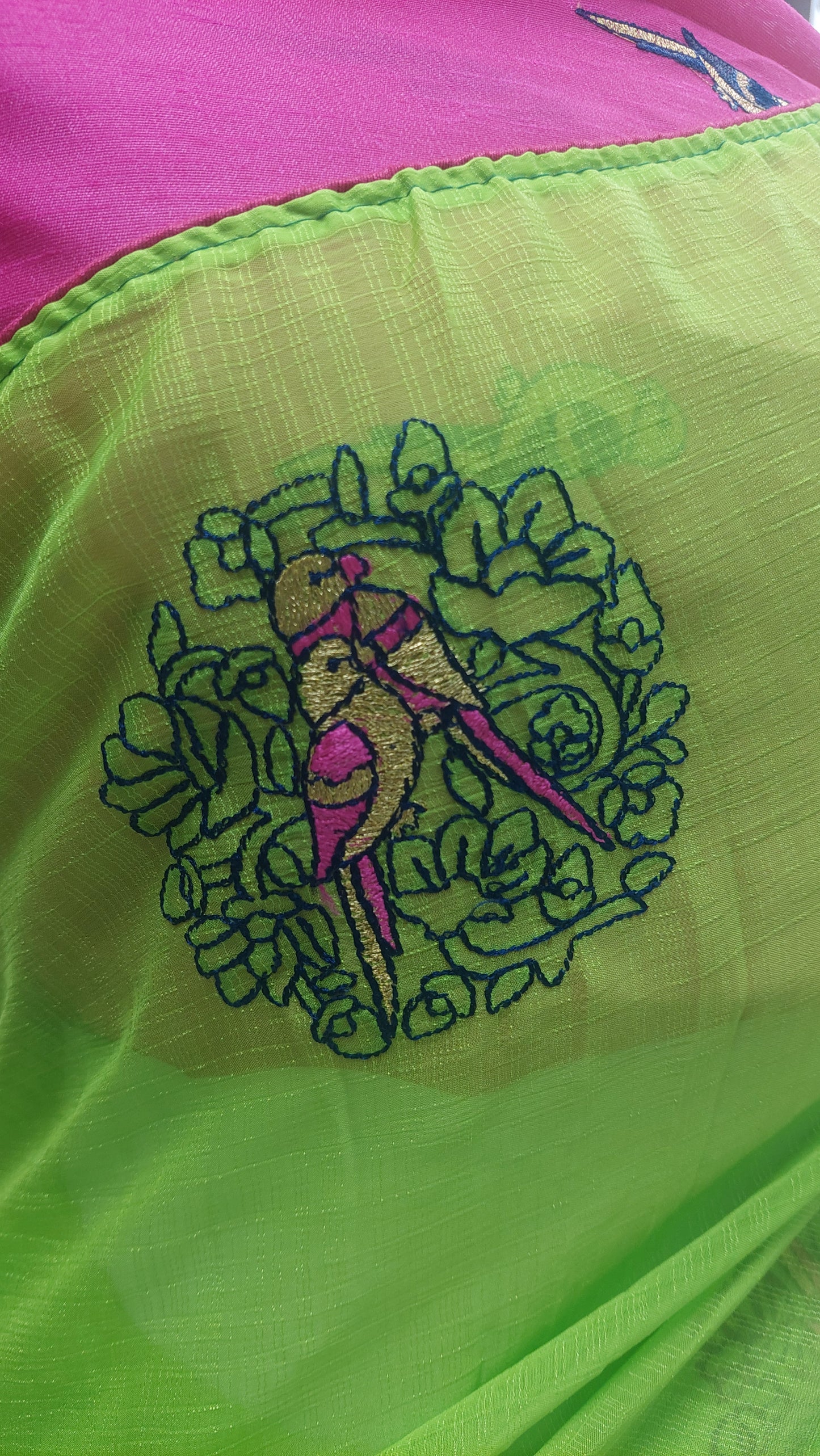 PARROT SAREE 🦜