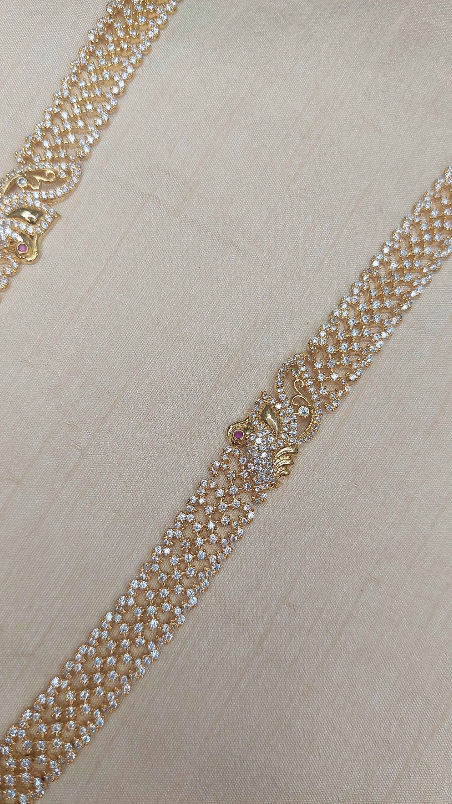 LONG PEACOCK A.D. STONE SET