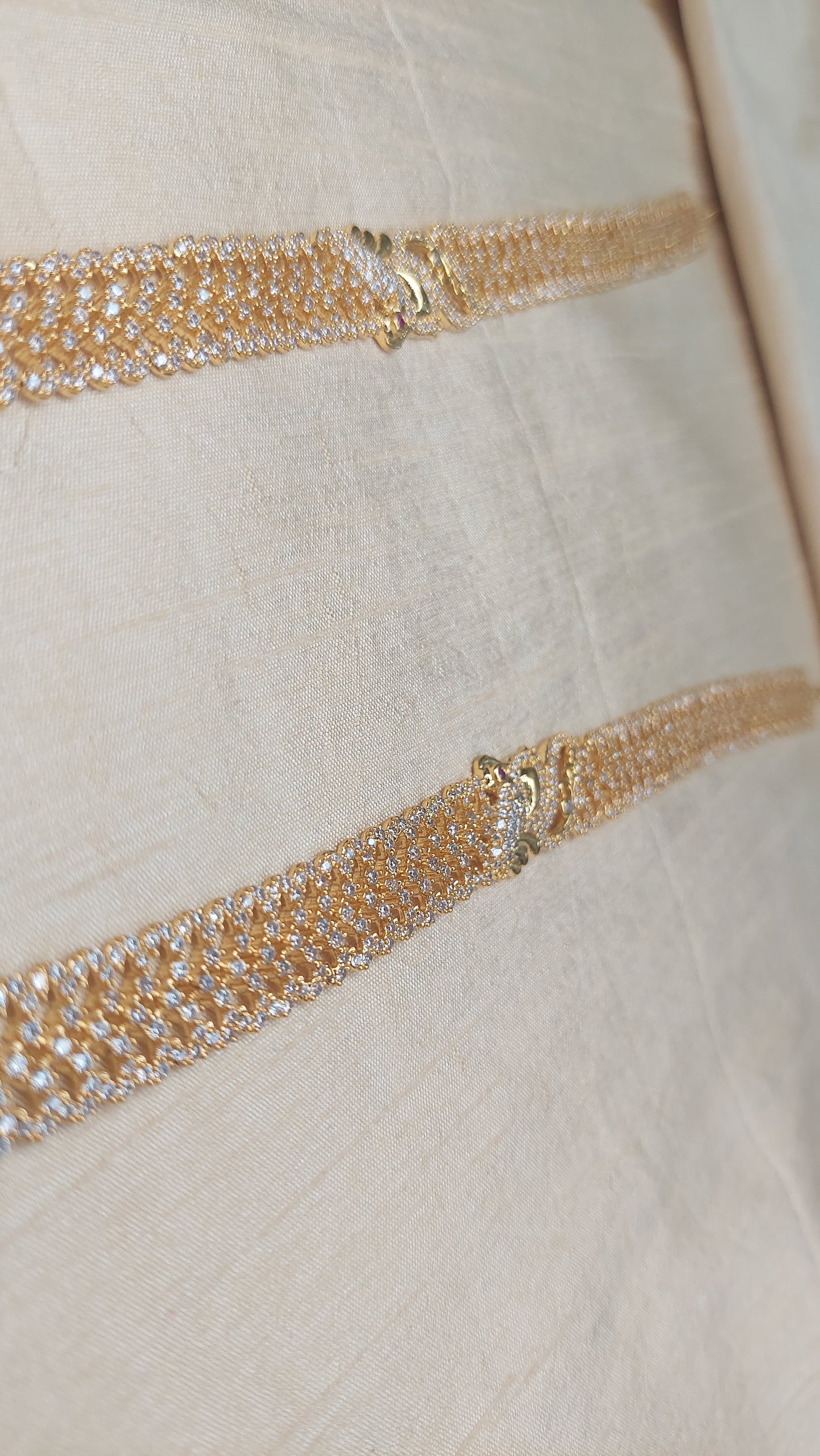 LONG PEACOCK A.D. STONE SET