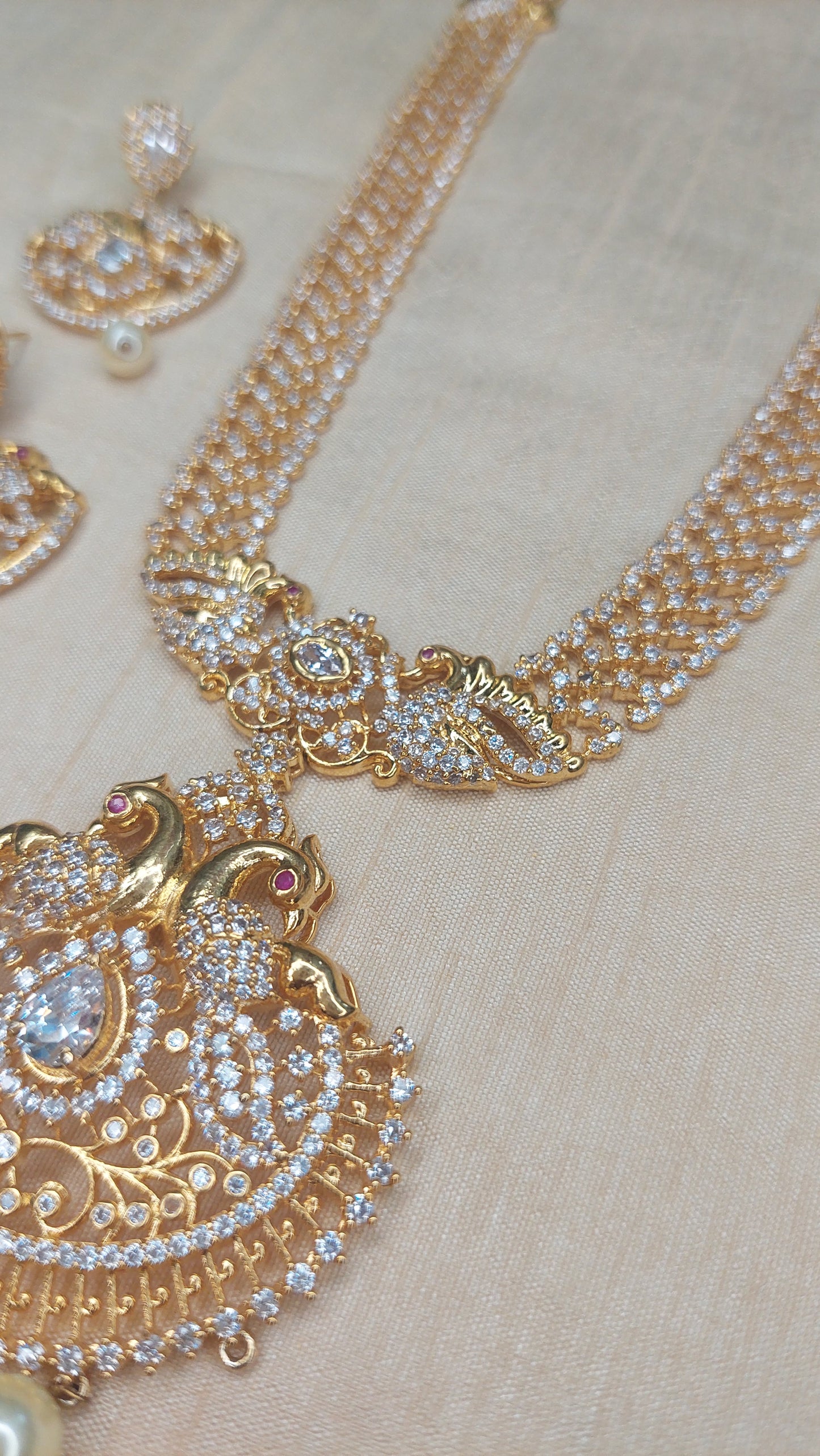 LONG PEACOCK A.D. STONE SET