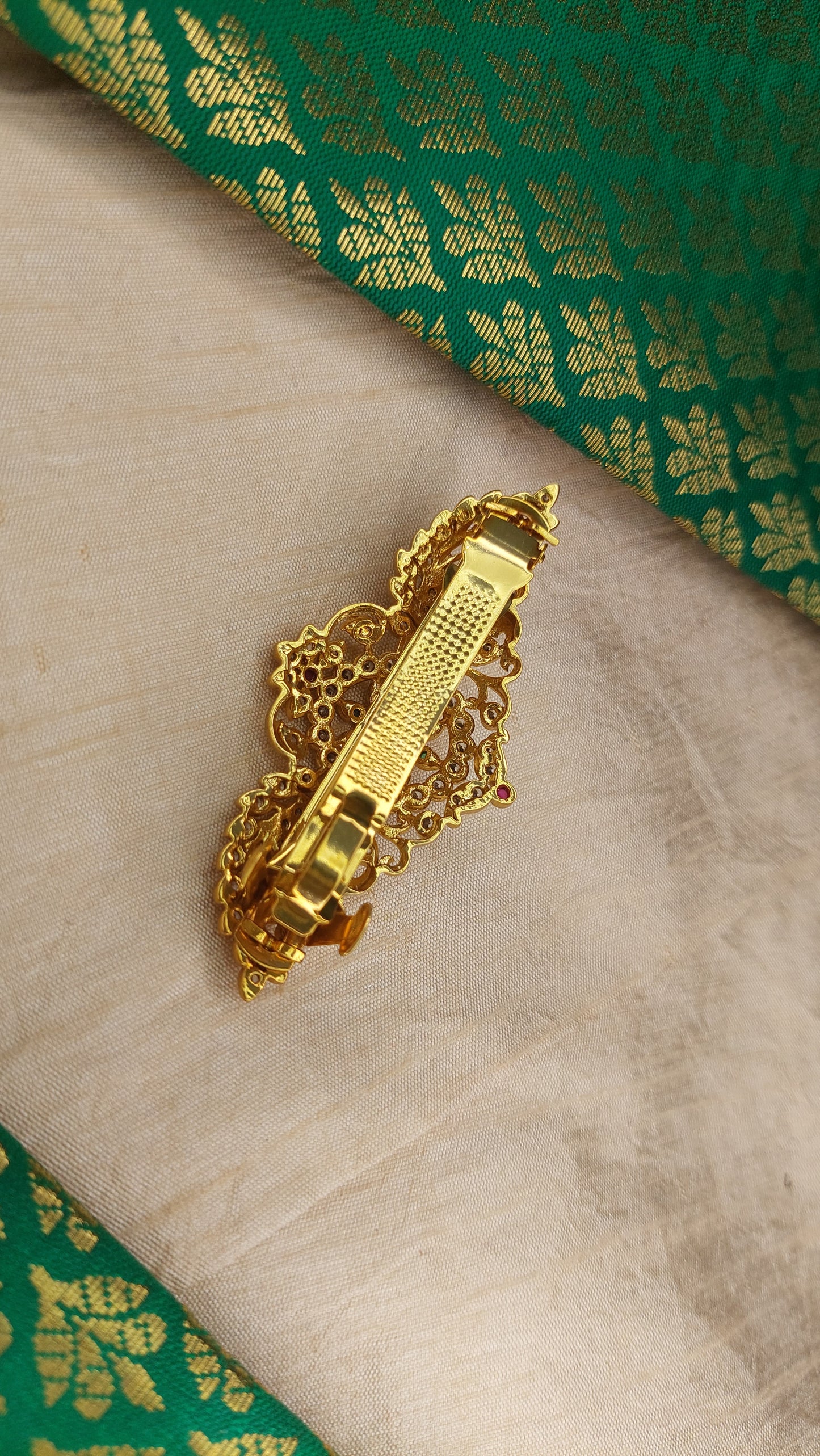 A.D. STONE HAIR CLIP 0020