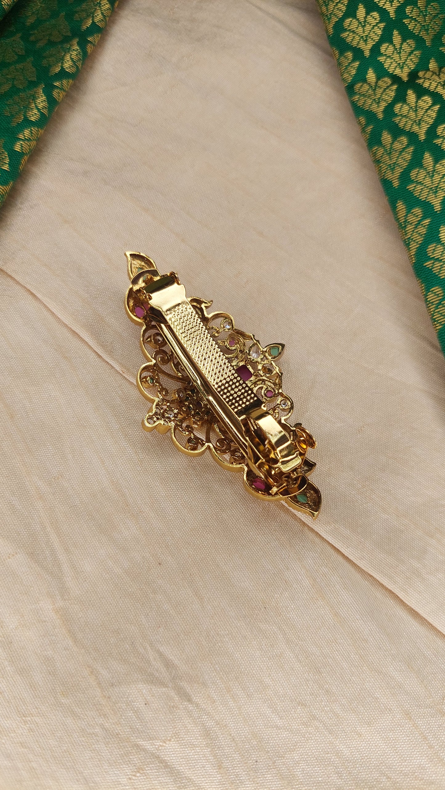 A.D. STONE HAIR CLIP 0024