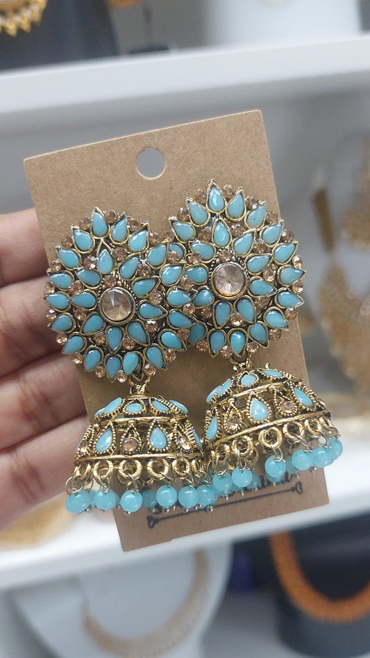 ANTIQUE GOLD JUMKHAS E0241