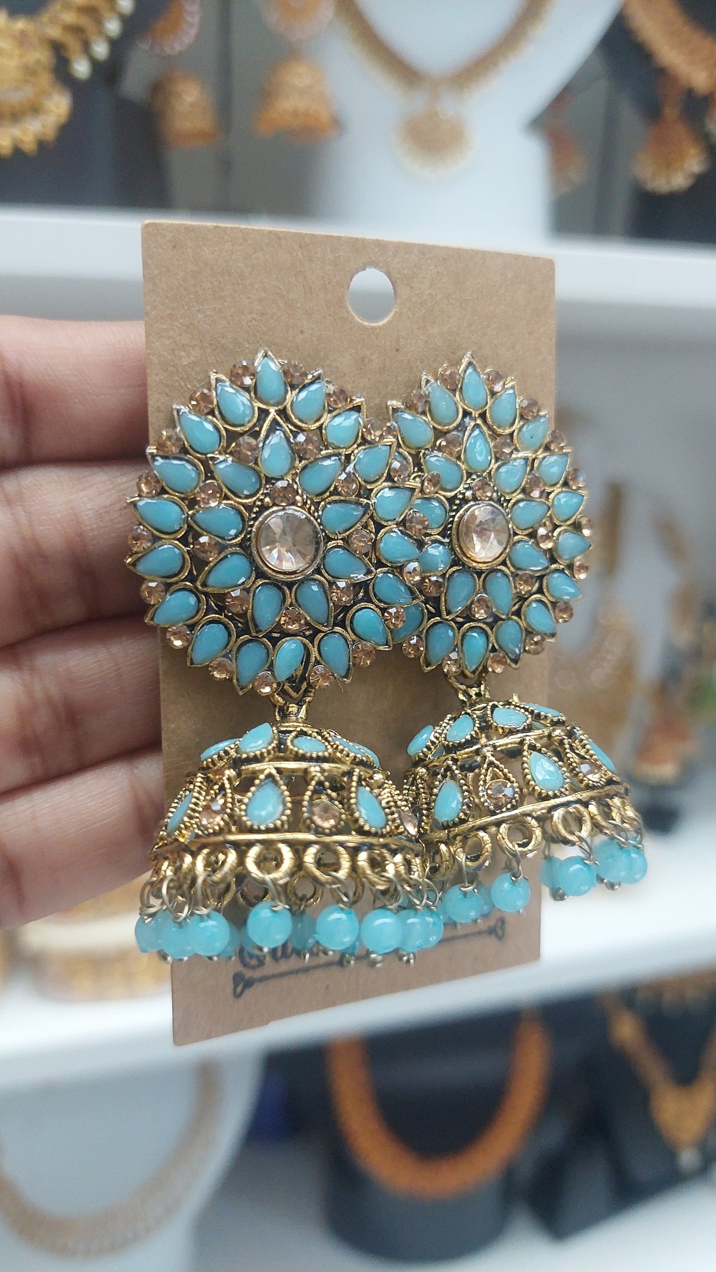 ANTIQUE GOLD JUMKHAS E0241