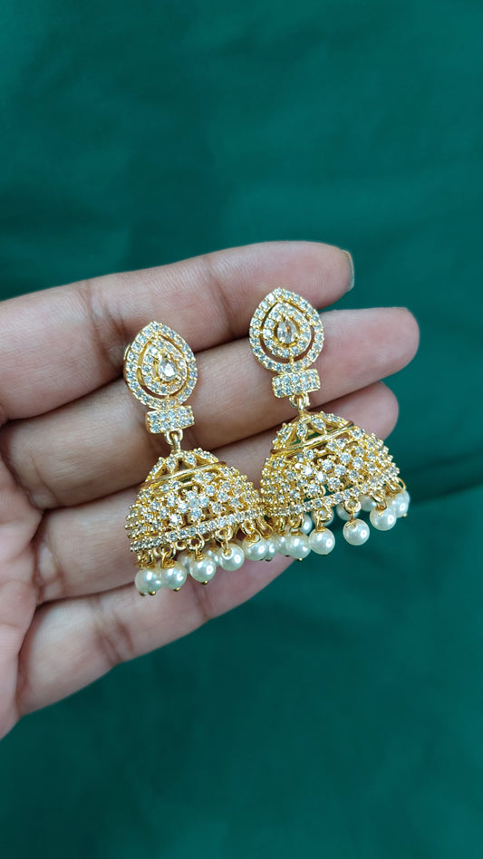 ANTIQUE GOLD A.D. STONE JUMKHAS E0244