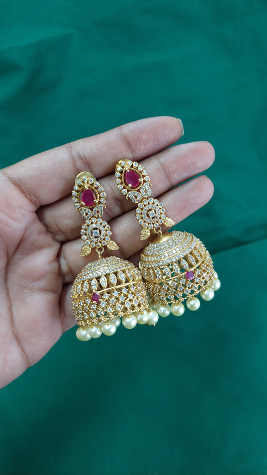 ANTIQUE GOLD A.D. STONE JUMKHAS E0247