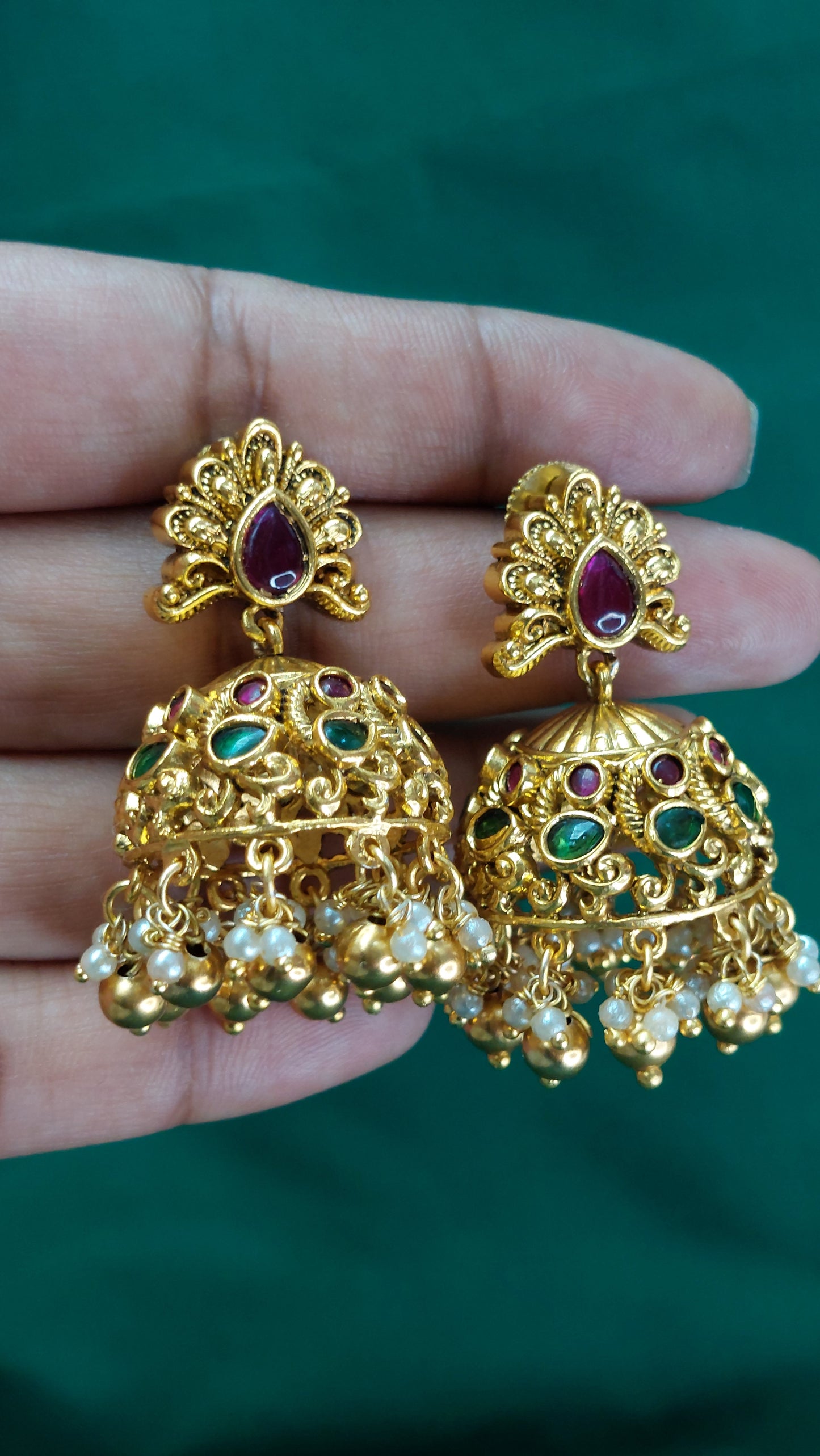 ANTIQUE GOLD A.D. STONE JUMKHAS E0249