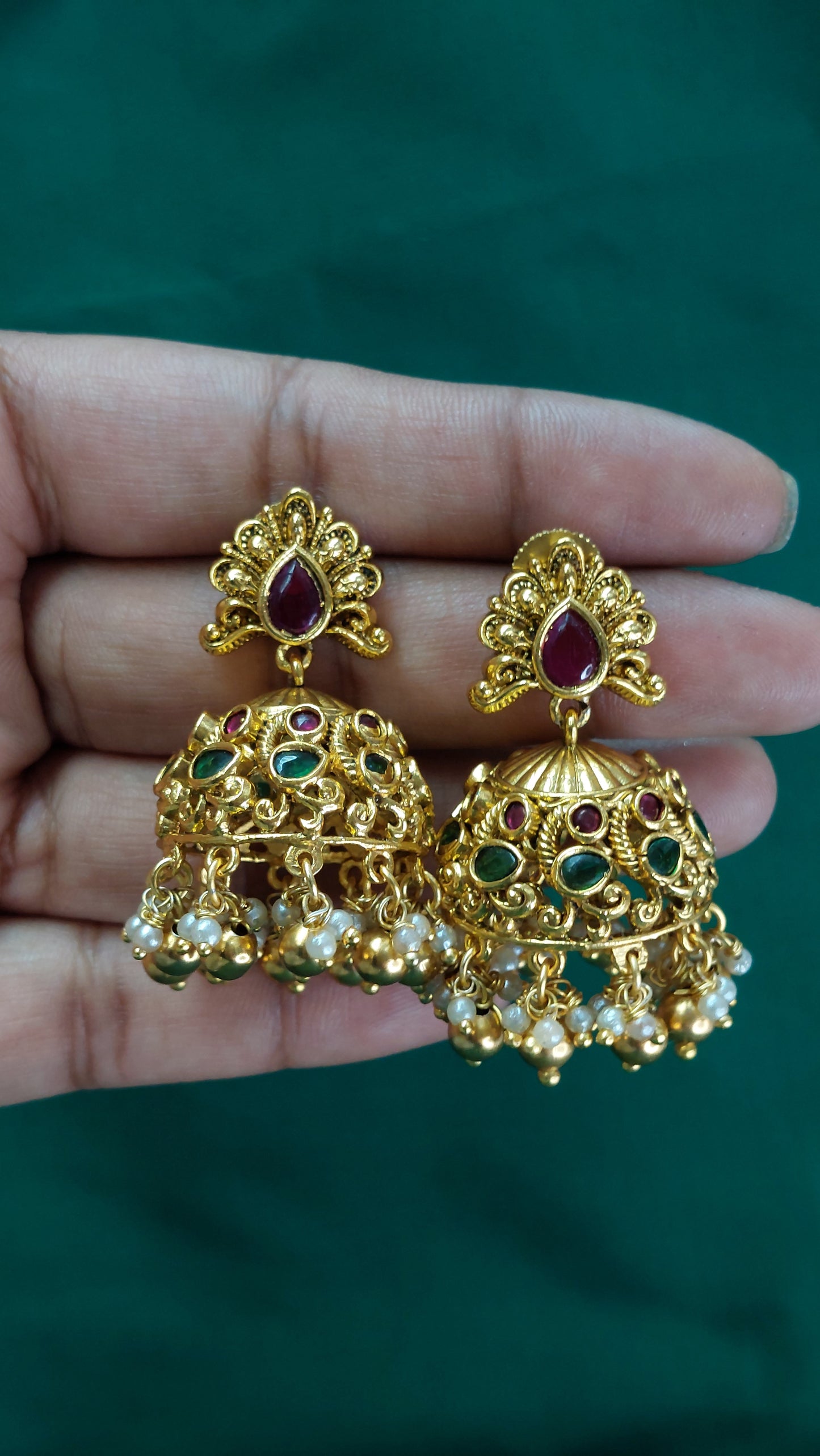 ANTIQUE GOLD A.D. STONE JUMKHAS E0249