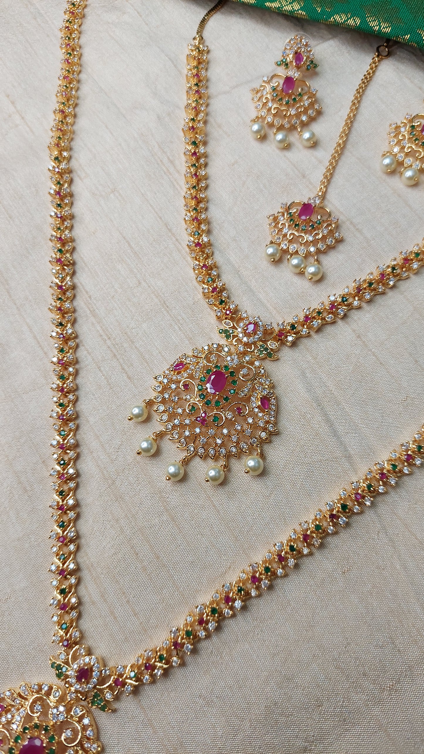 A.D. STONE BRIDAL SET 007