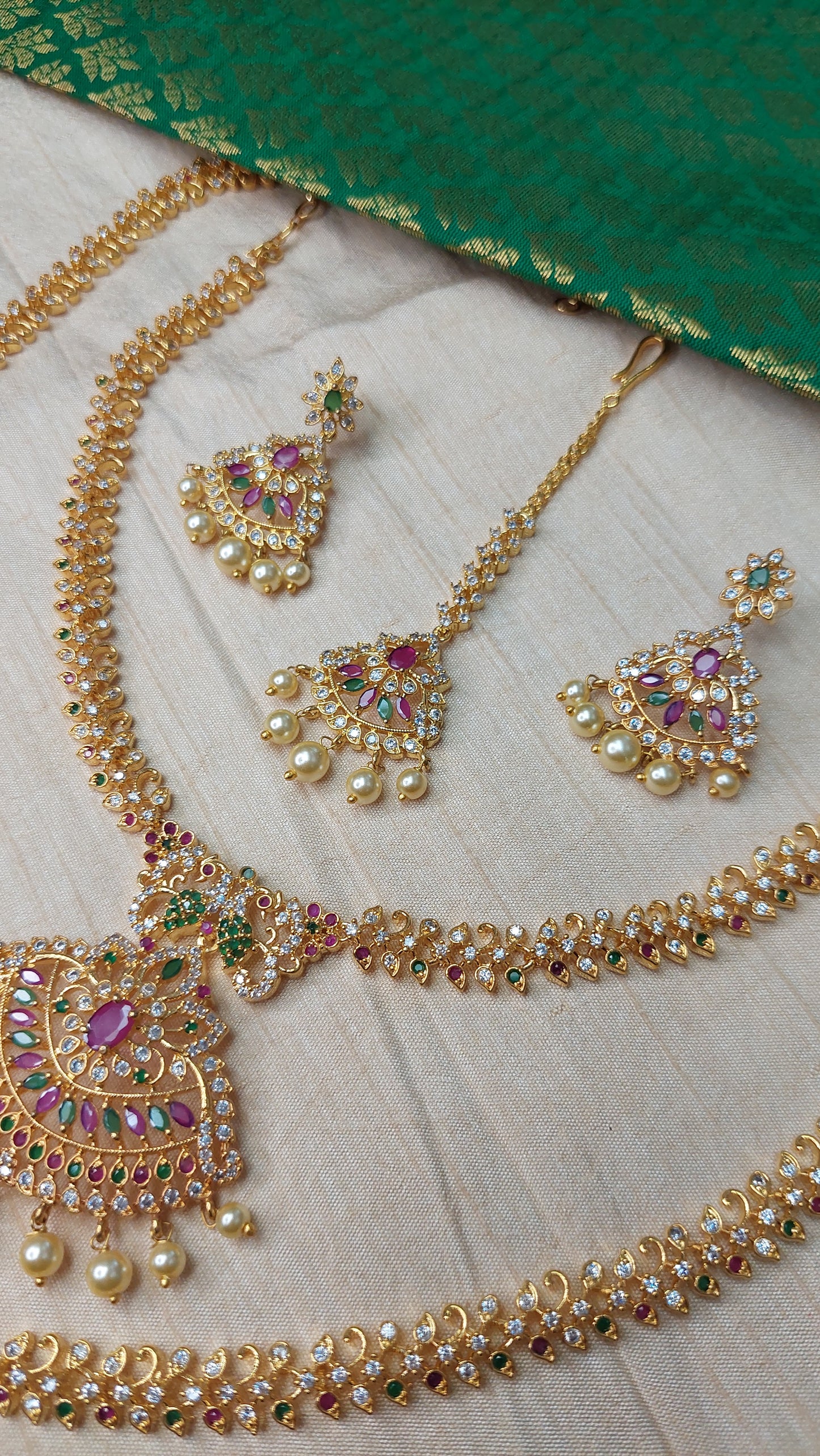 A.D. STONE BRIDAL SET 008