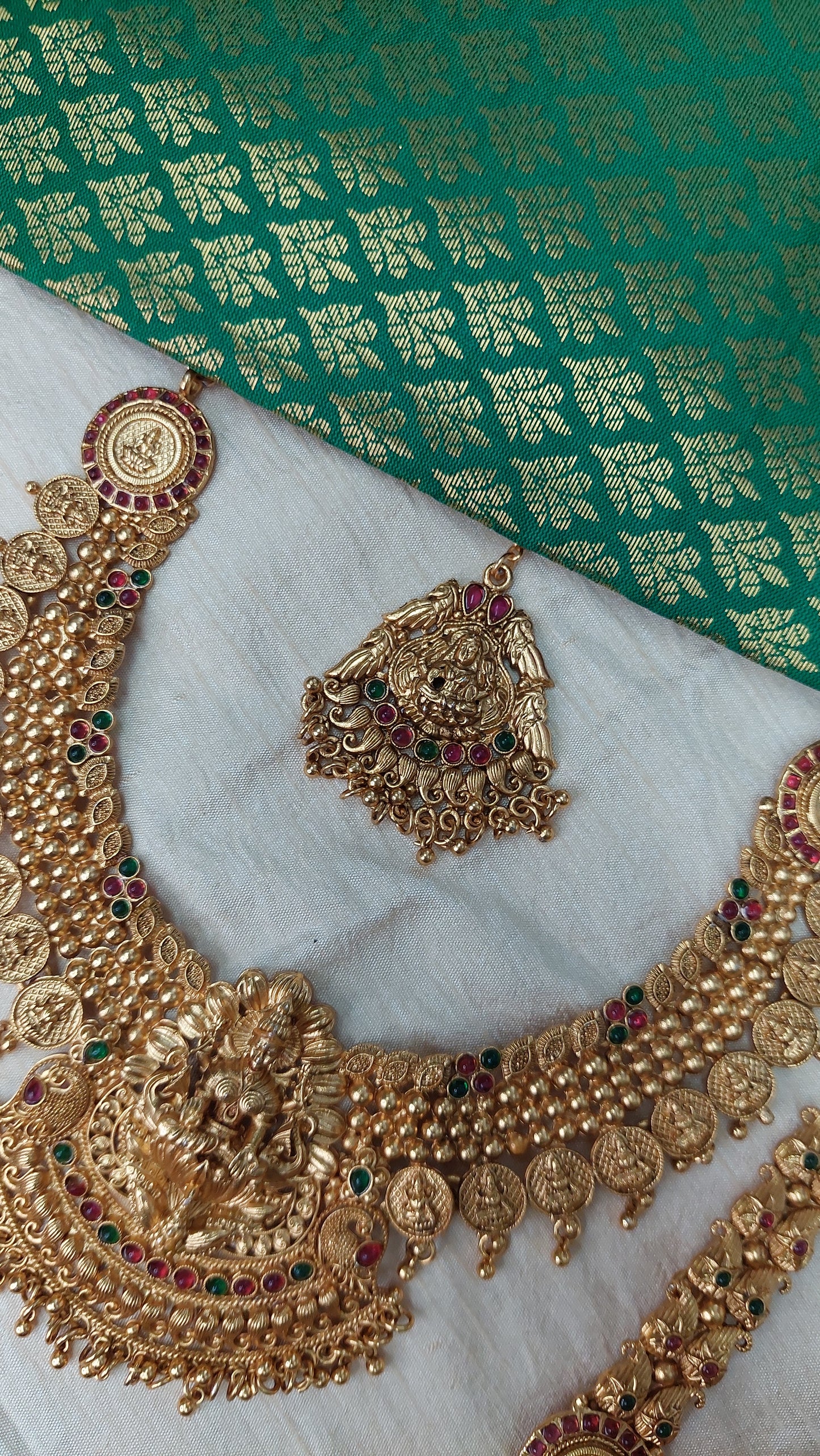 SHALINI (BRIDAL SET)