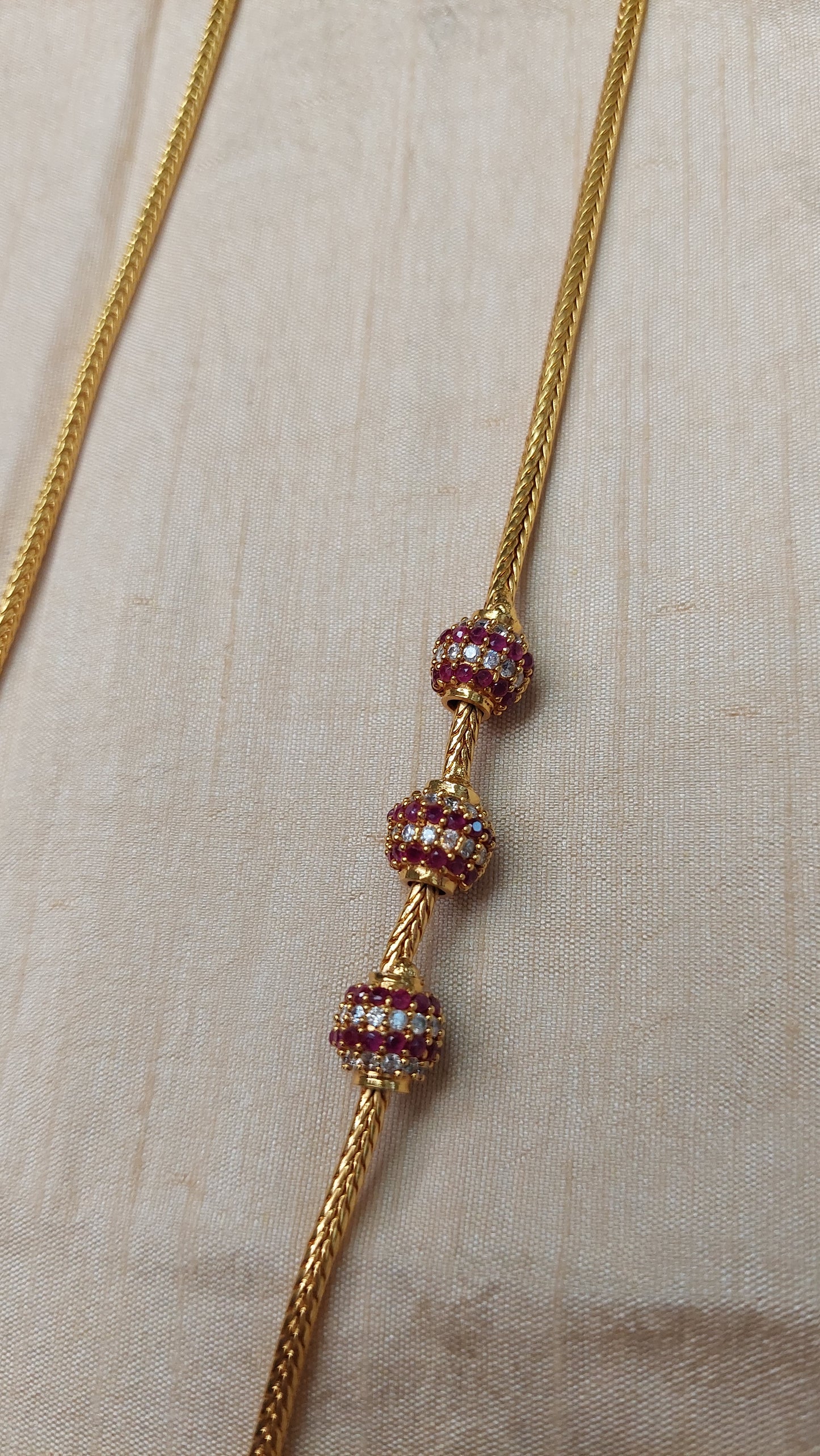 MUGAPU CHAIN DB011