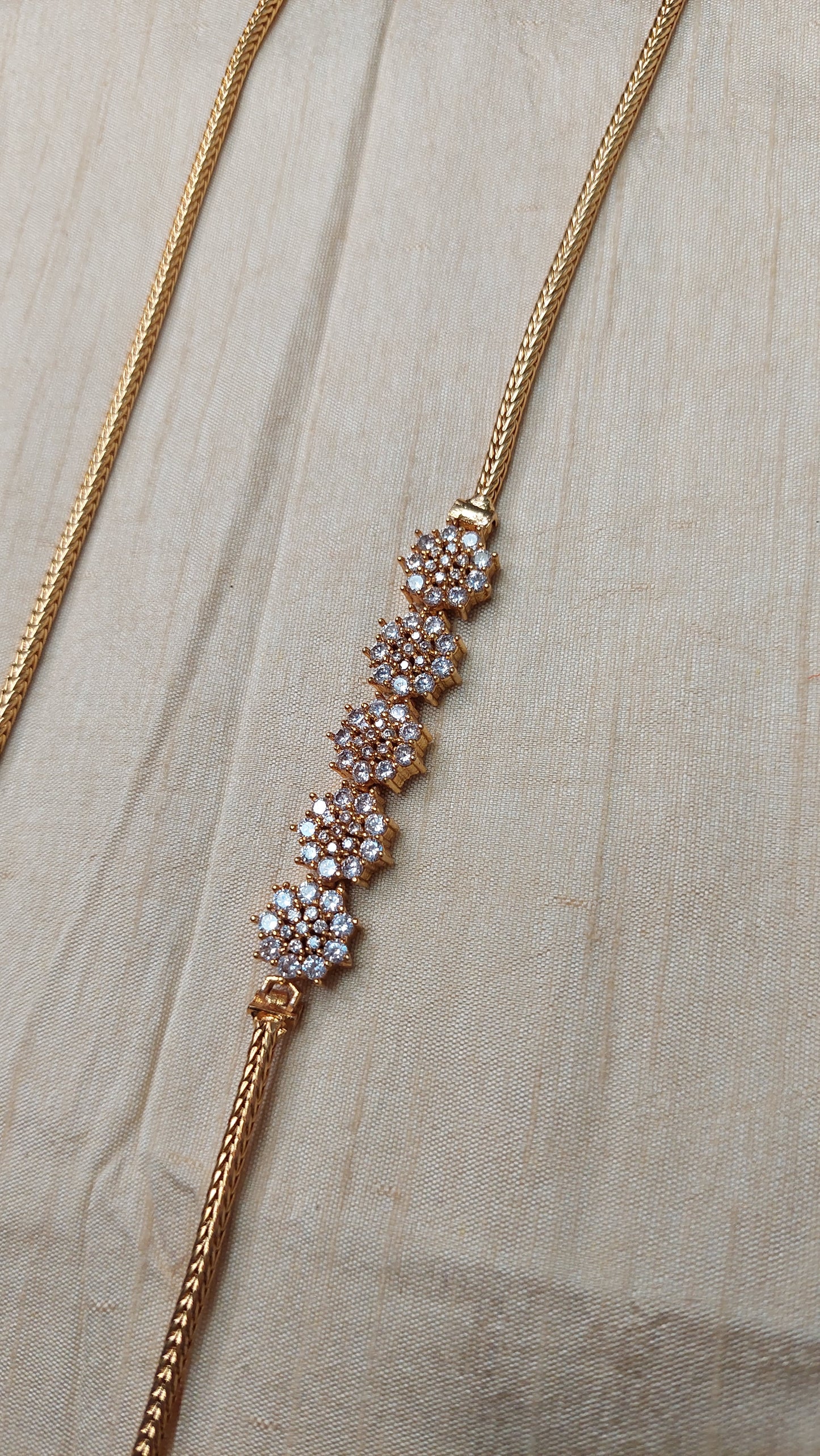 MUGAPU CHAIN DB012