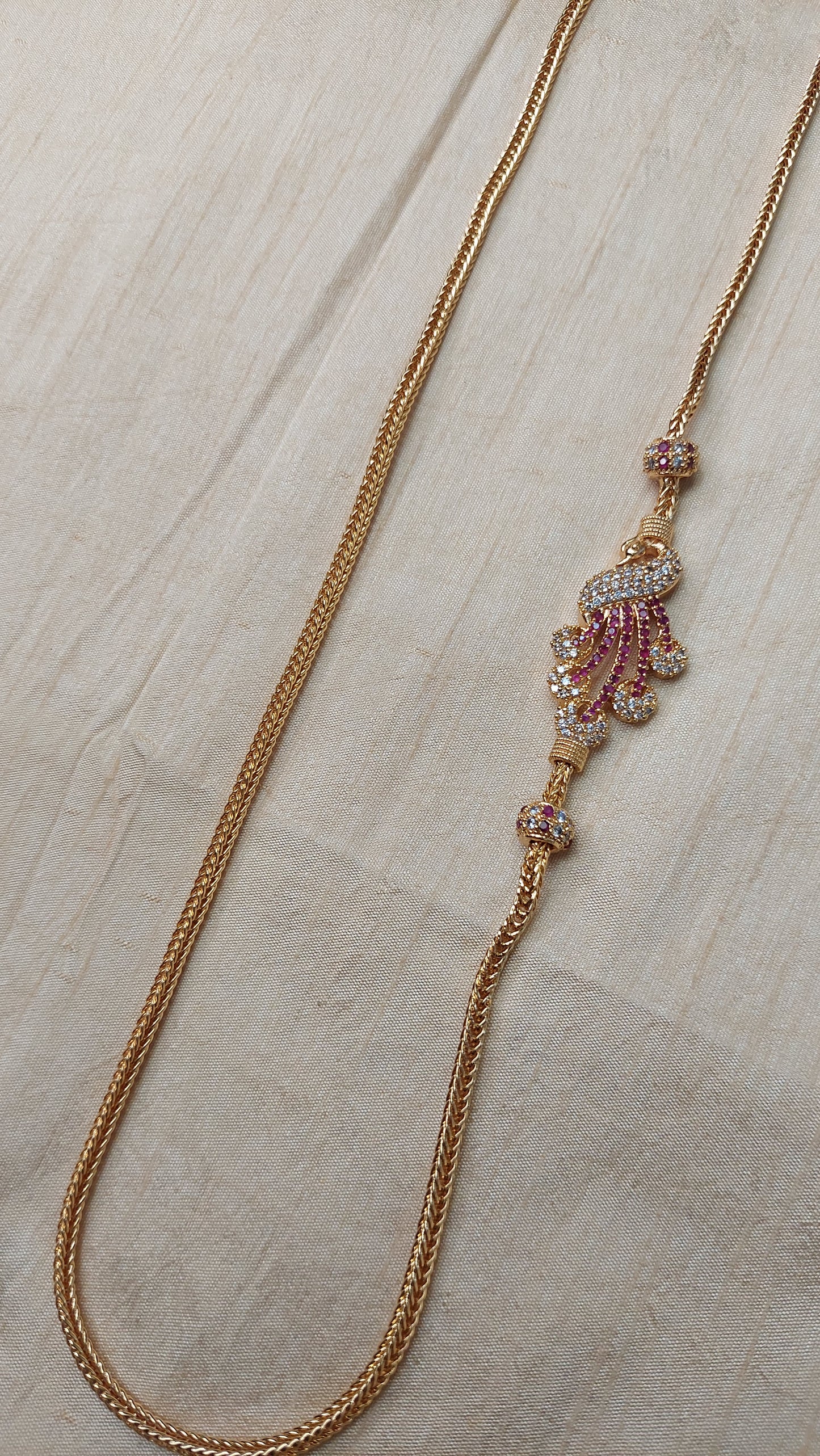 MUGAPU CHAIN DB019