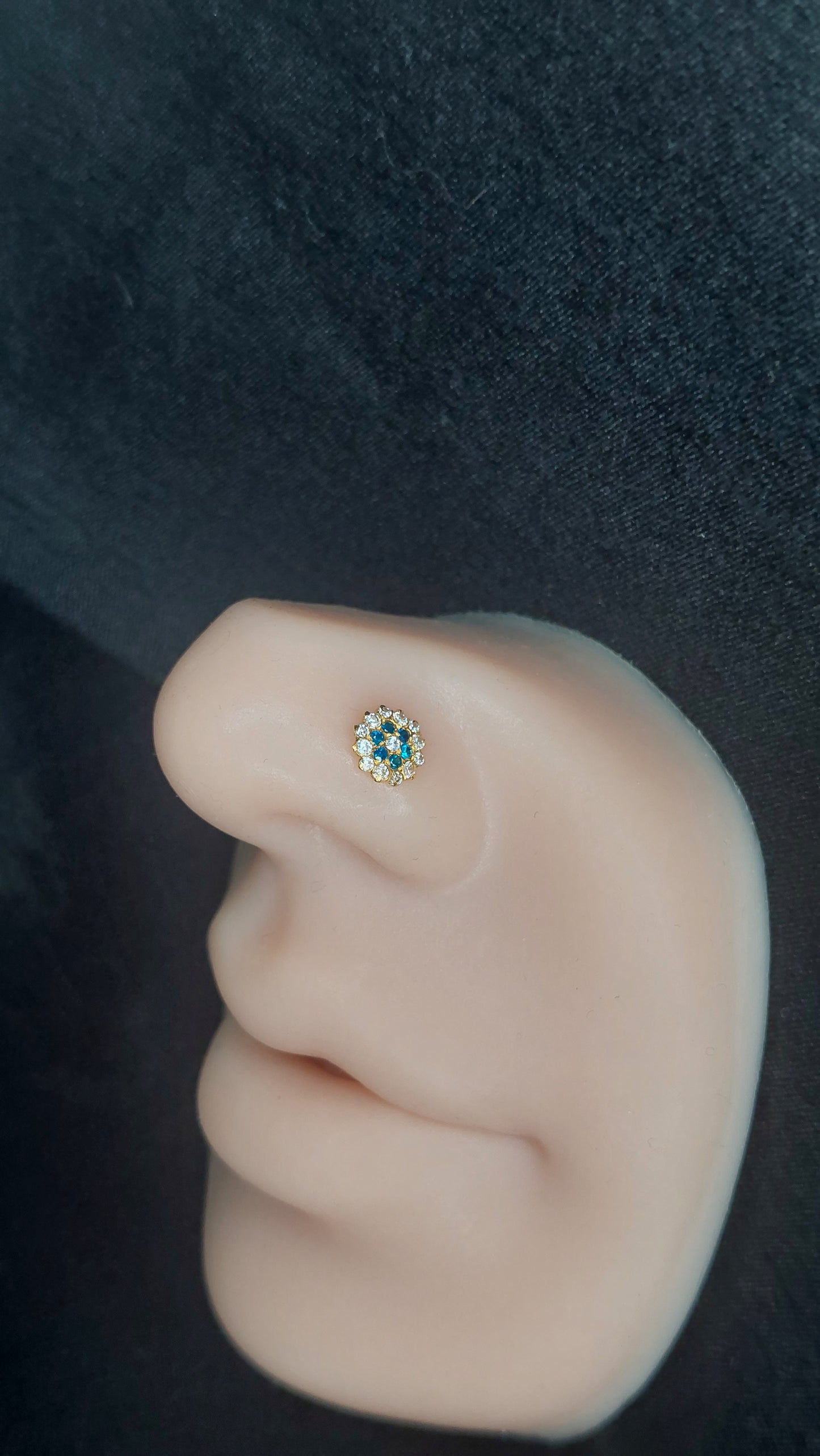 18ct Gold | CZ Nose Stud | 001