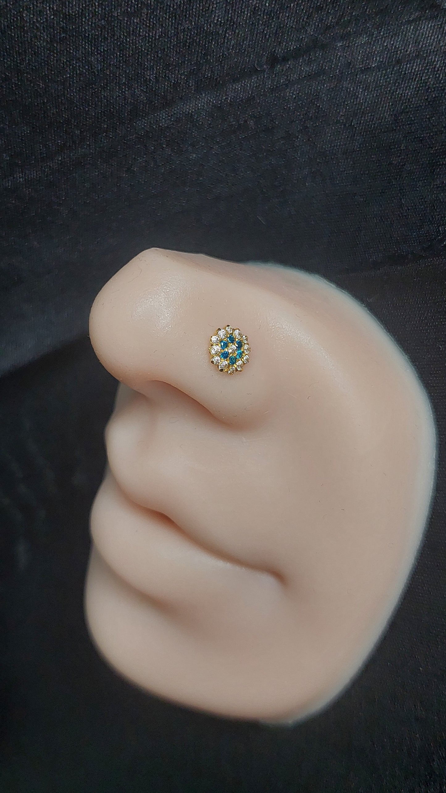18ct Gold | CZ Nose Stud | 001