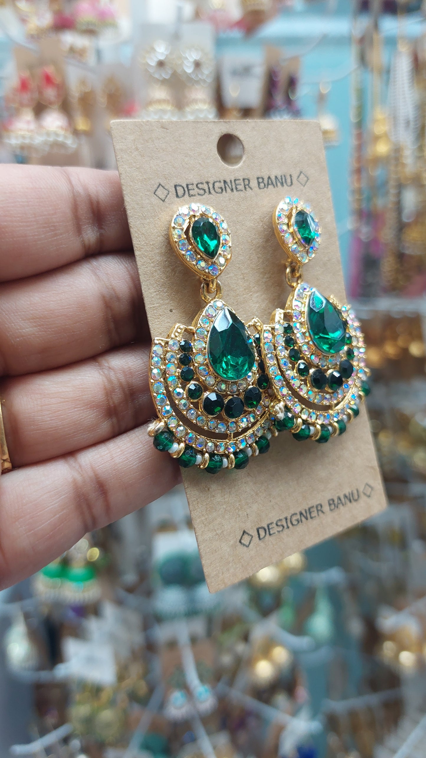 GREEN FASHION EARRINGS E0116