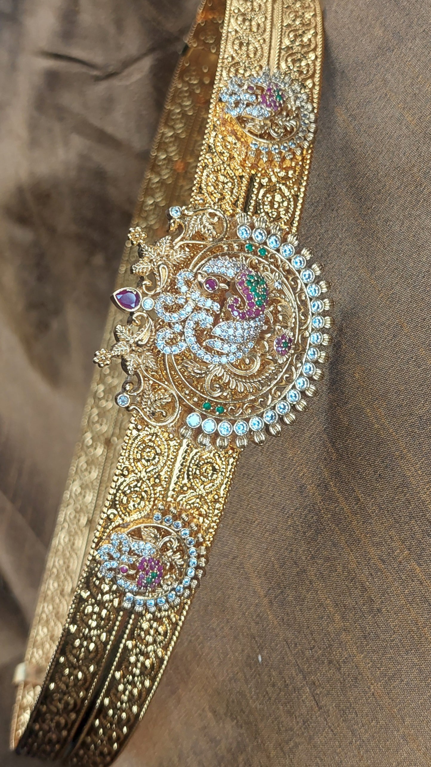 ANTIQUE GOLD HIP BELT