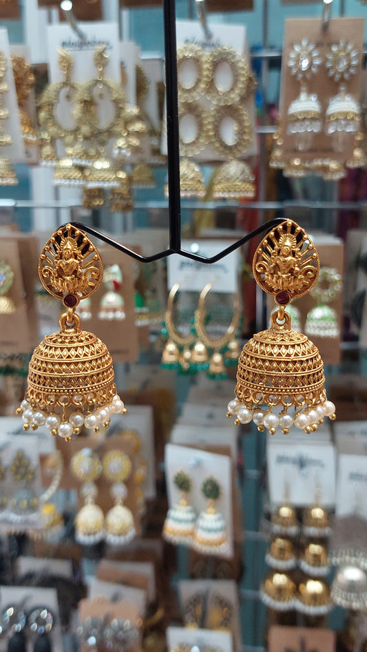 ANTIQUE GOLD JUMKHAS E0284