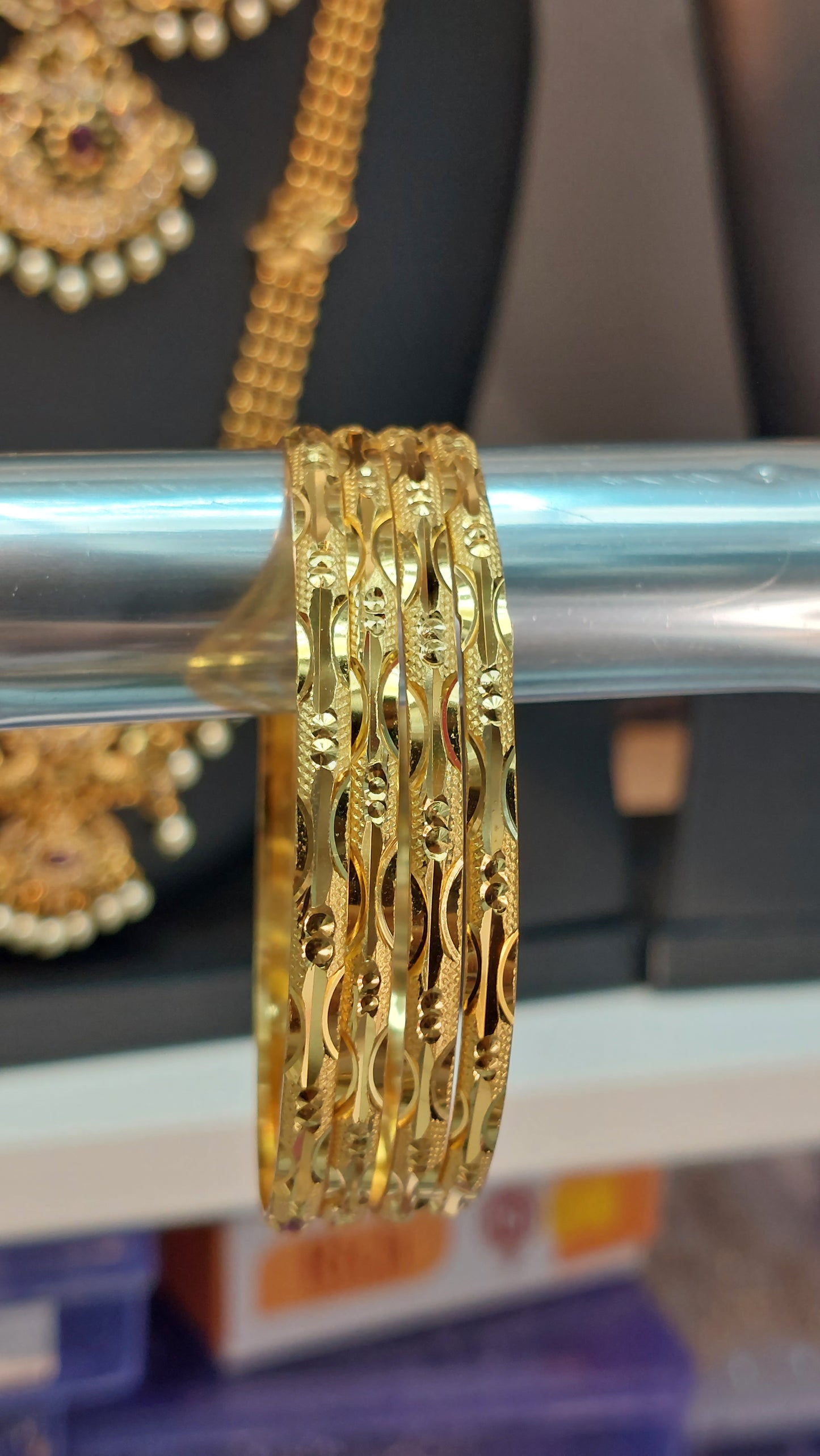 YELLOW GOLD BANGLE SET E093