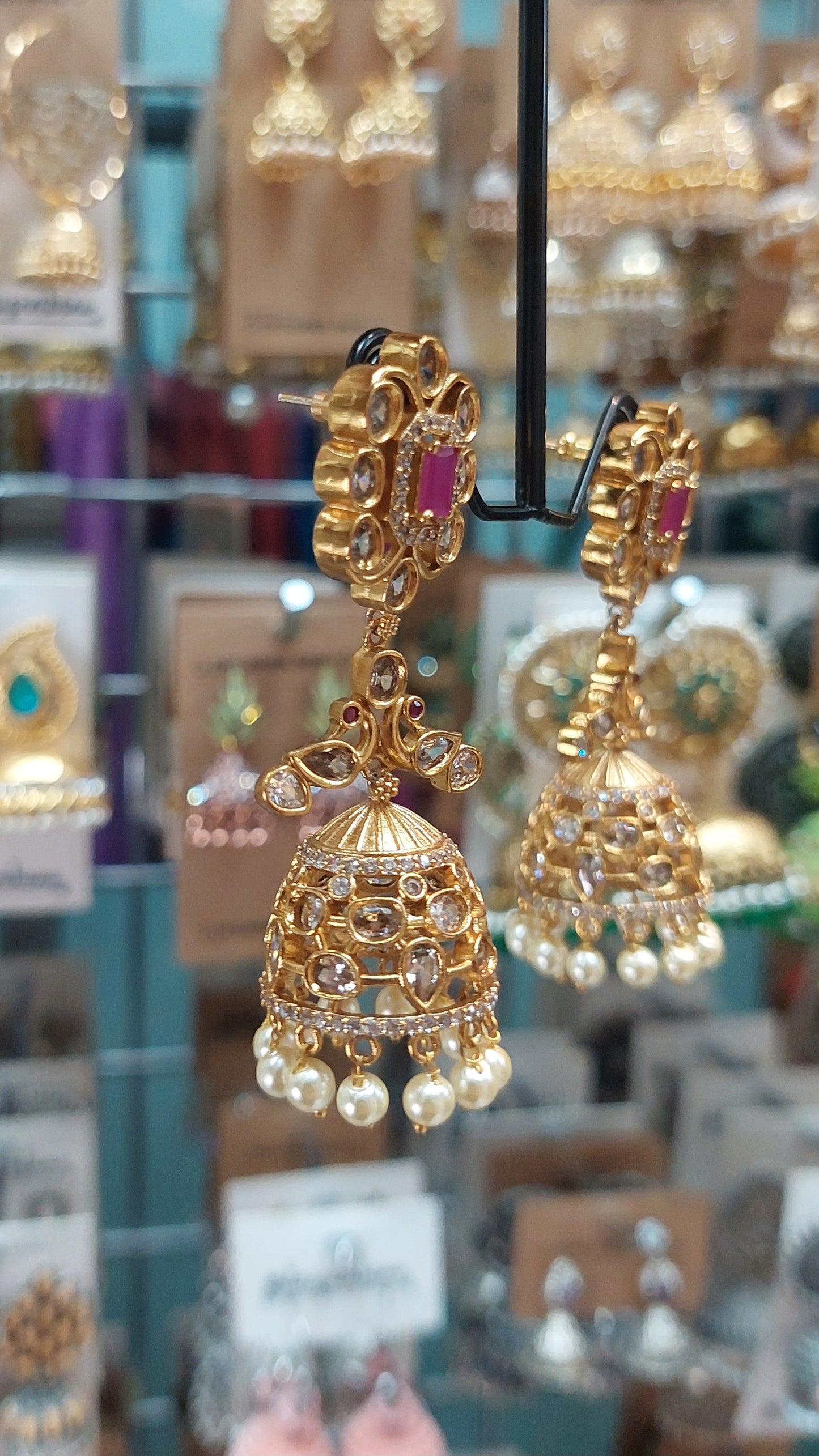 ANTIQUE GOLD JUMKHAS E0296