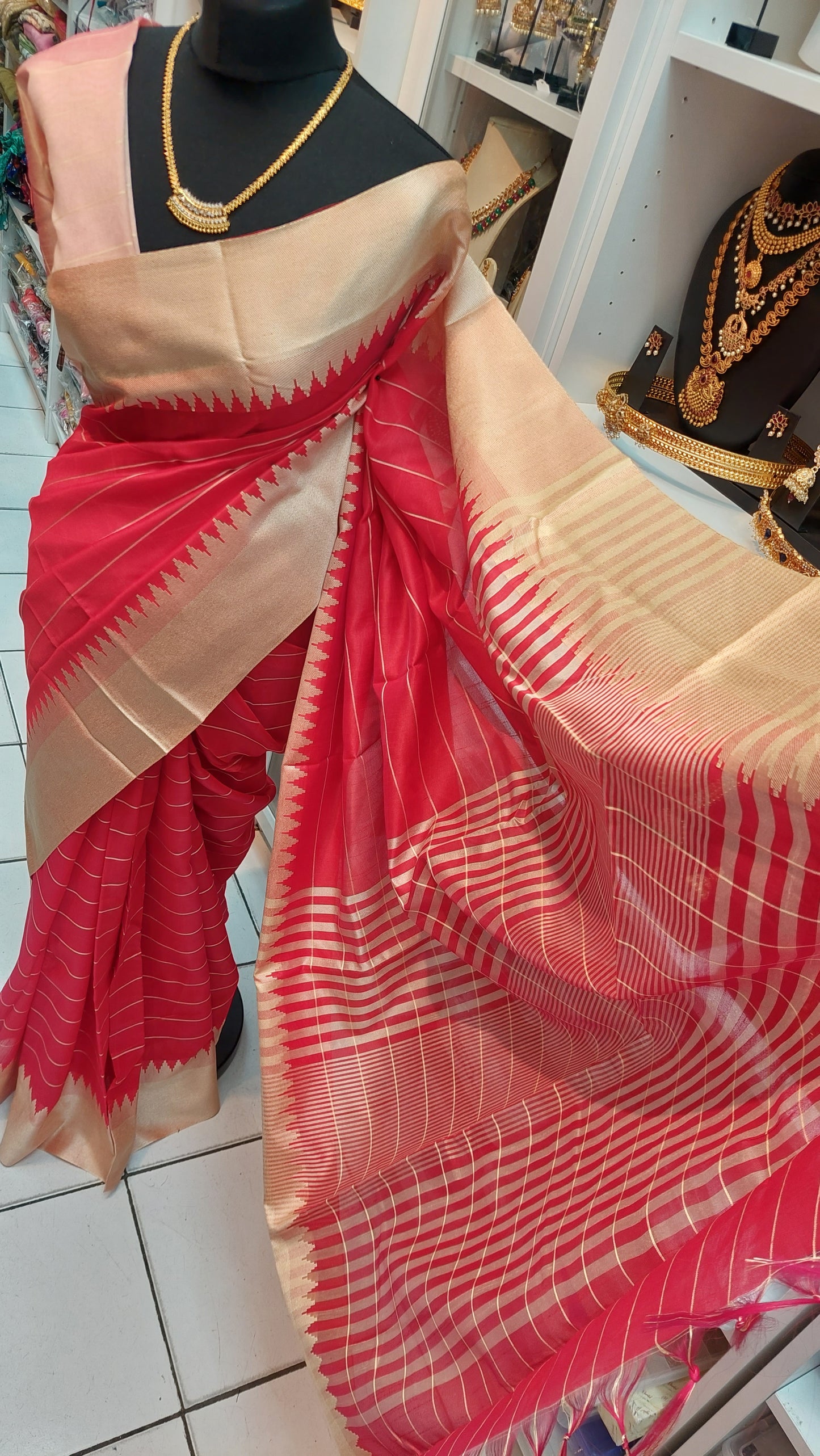 ROJA