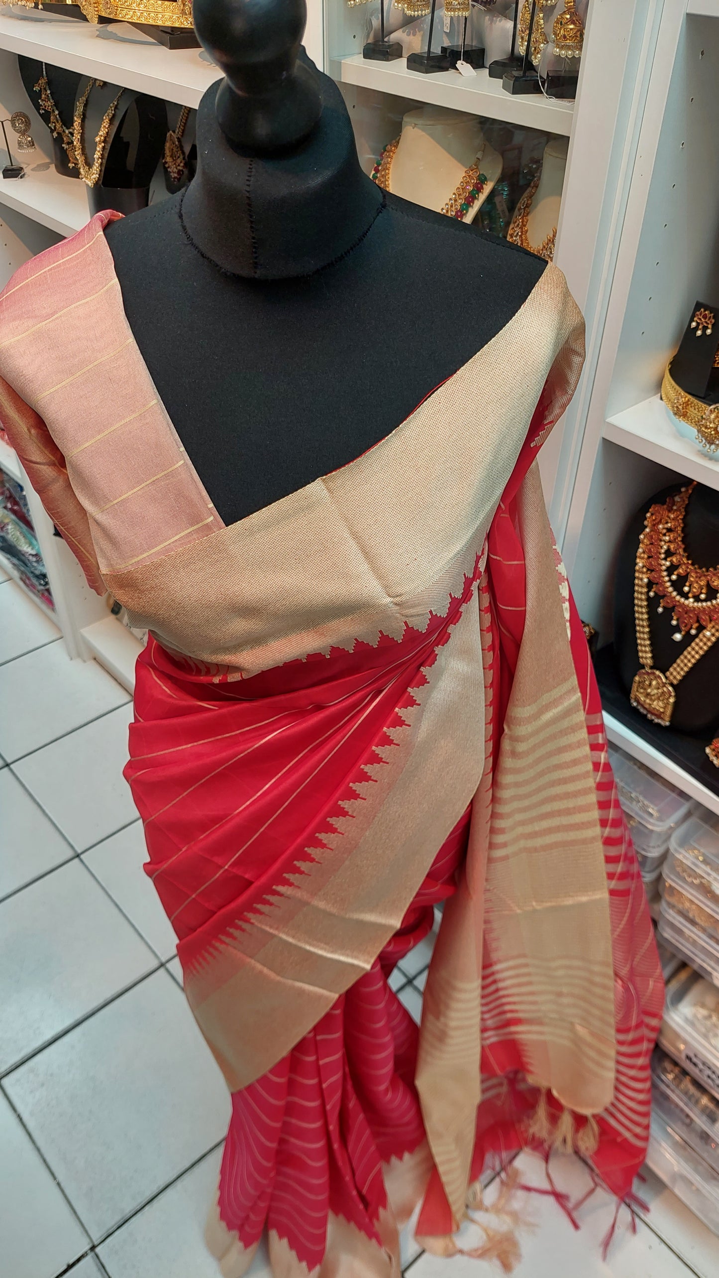 ROJA