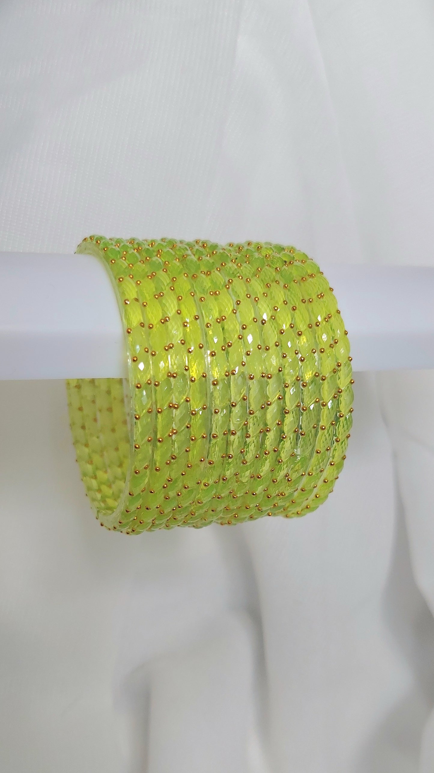 GLASS BANGLES (LIME GREEN)