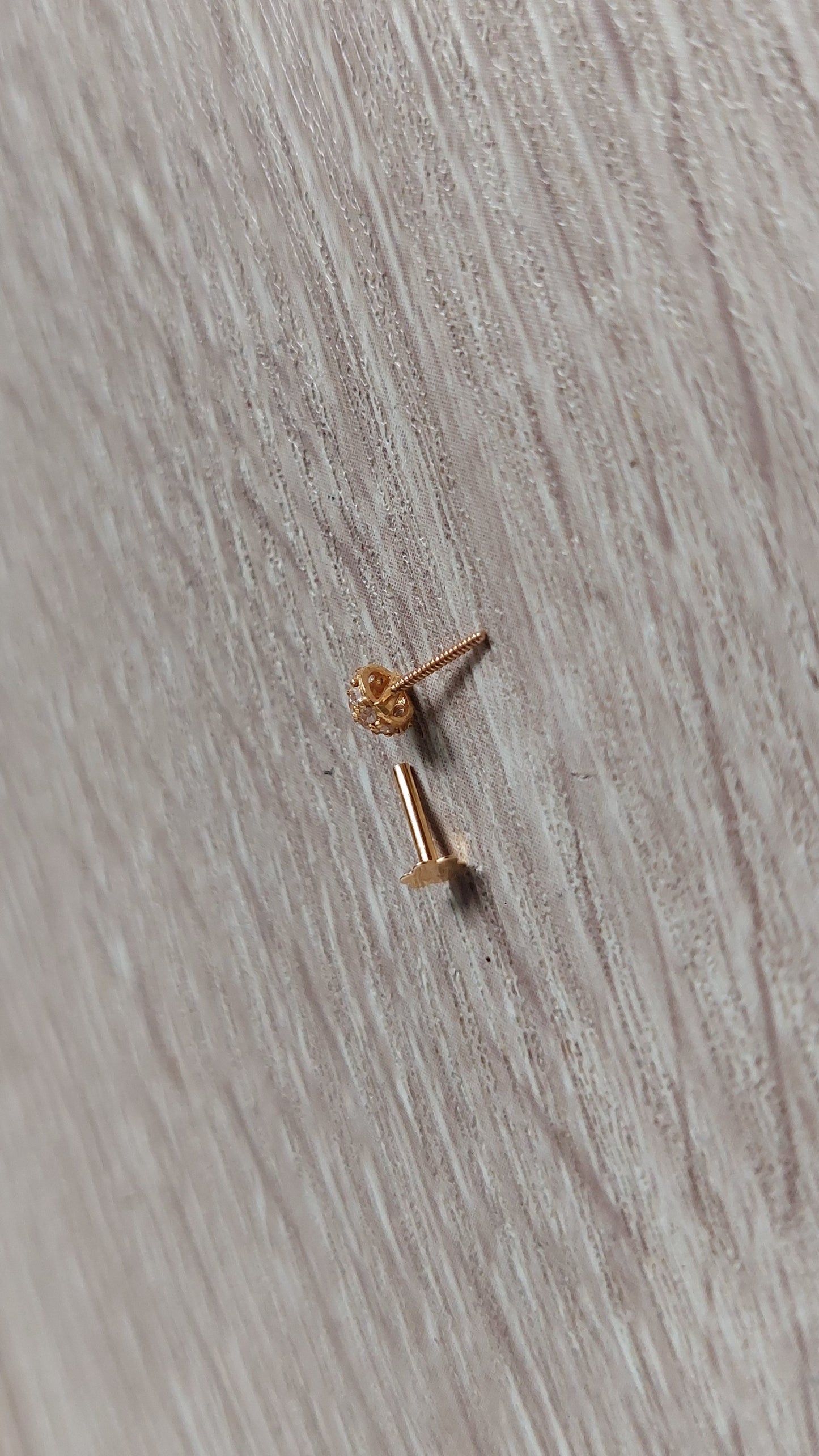 18ct Gold | CZ Nose Stud | 041