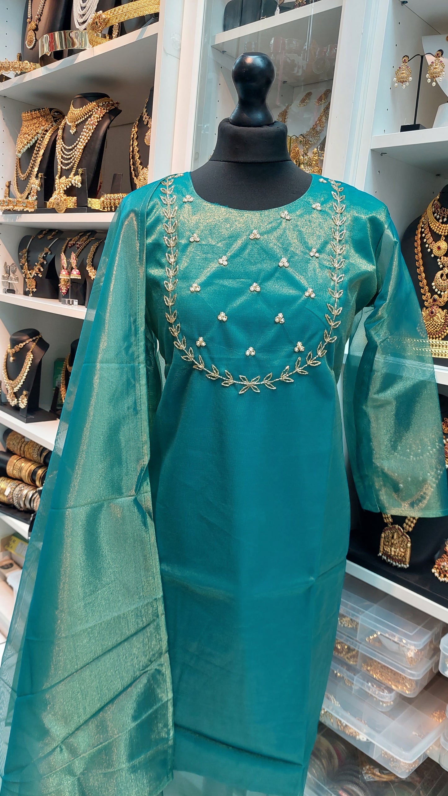 NET TISSUE KURTHI & DUPPATA 001
