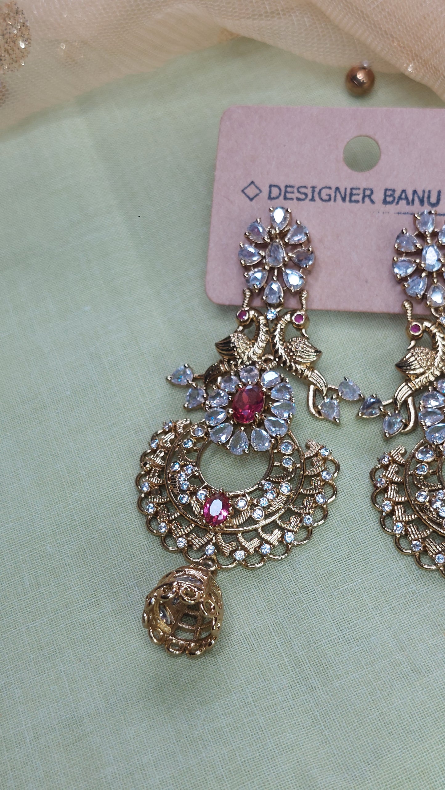 ANTIQUE GOLD EARRINGS 0132