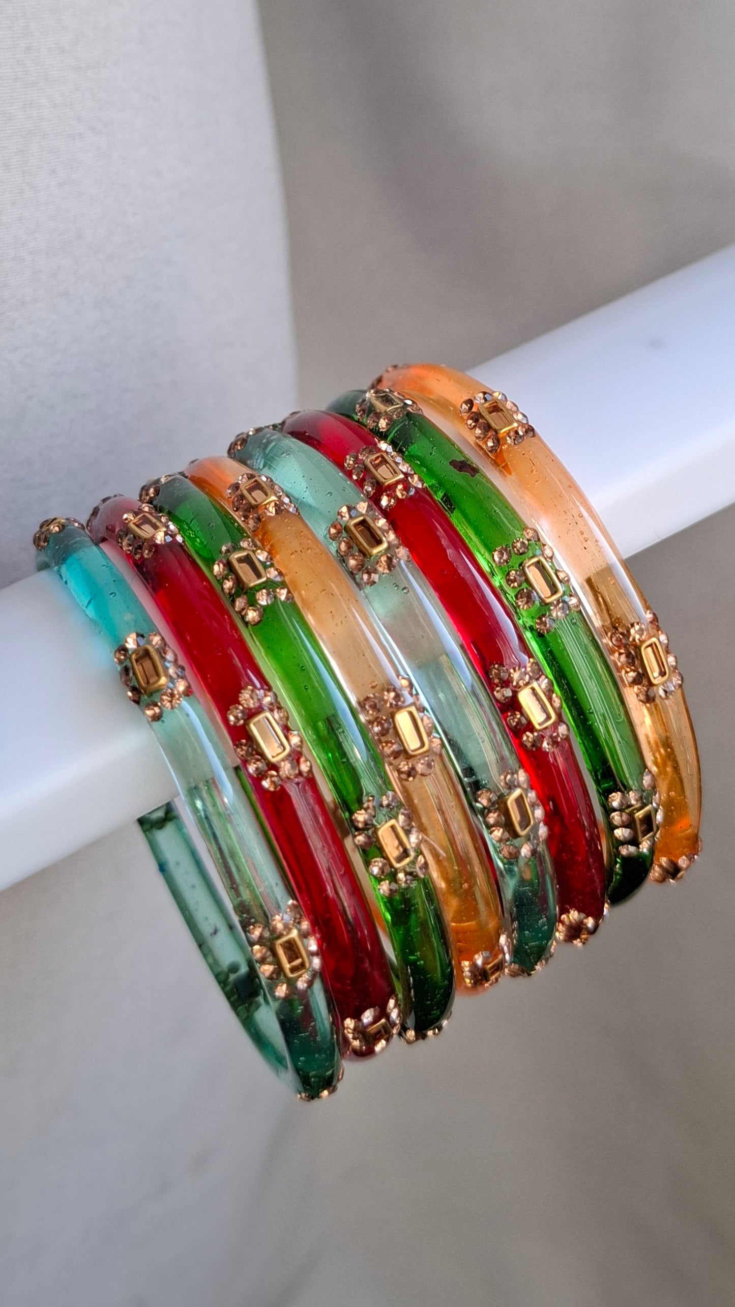LEELA GLASS BANGLES