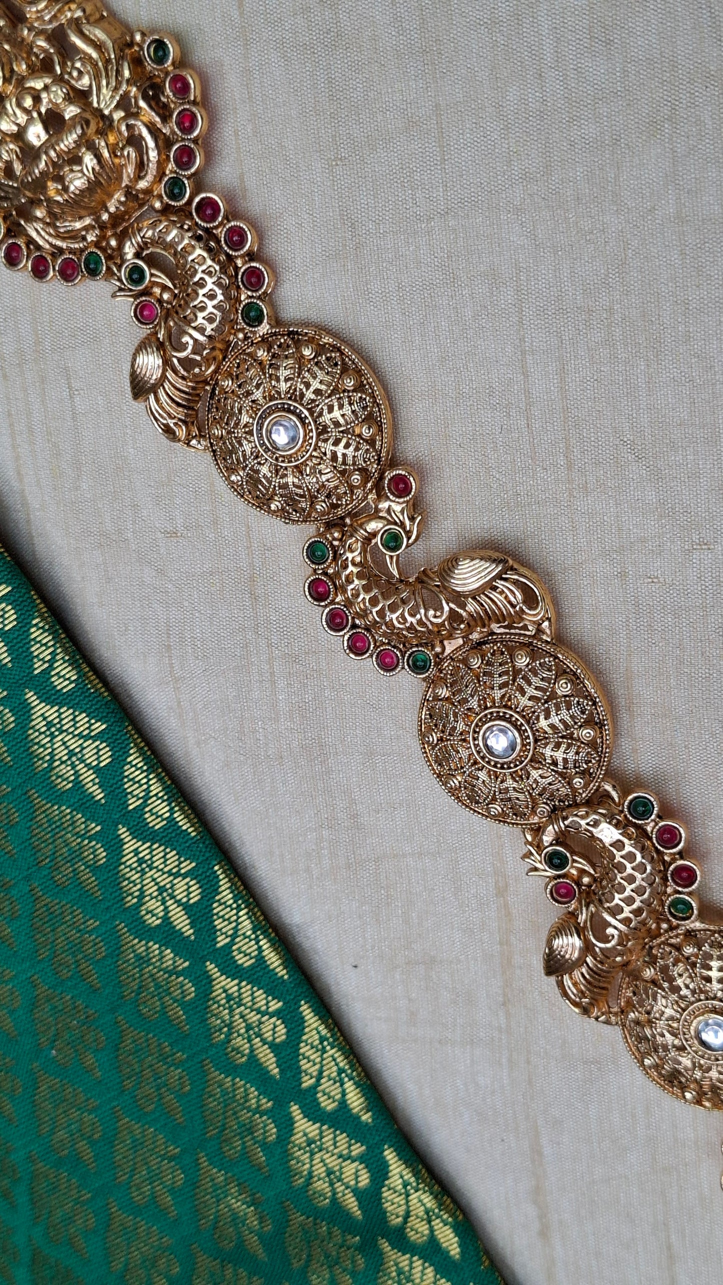 ANTIQUE HAIR JADAU