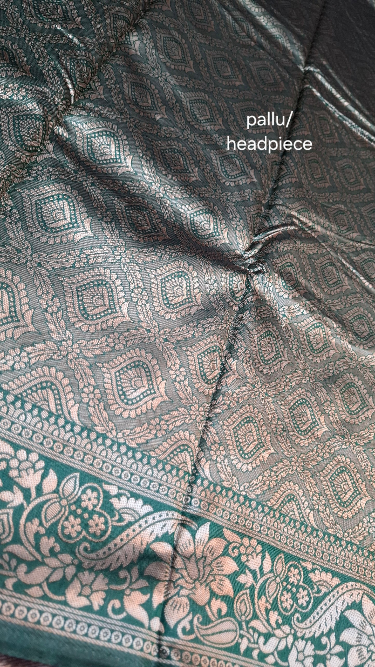 MAUVE & GREEN SEMI SILK