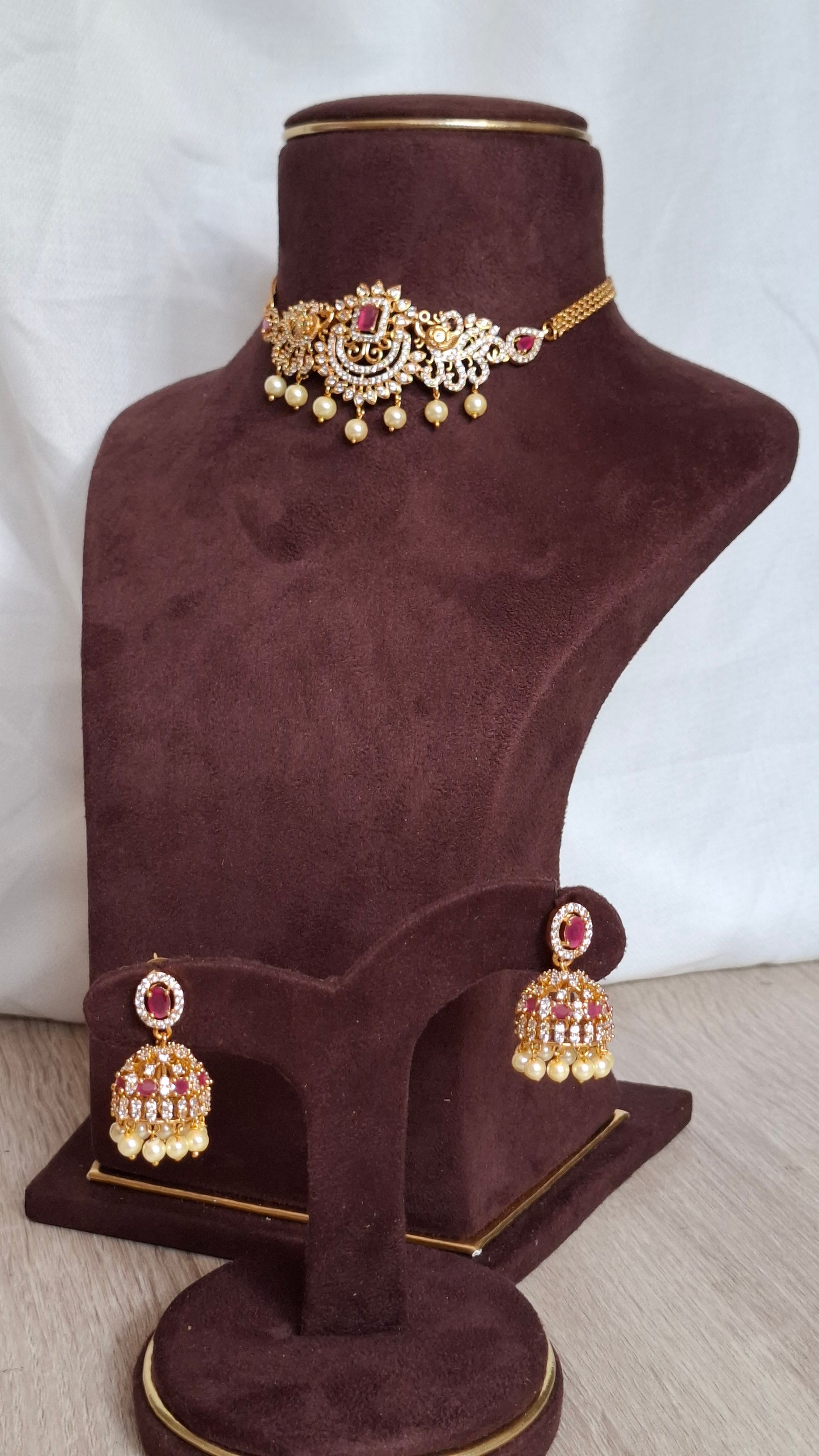 A.D. STONE CHOKER E0065