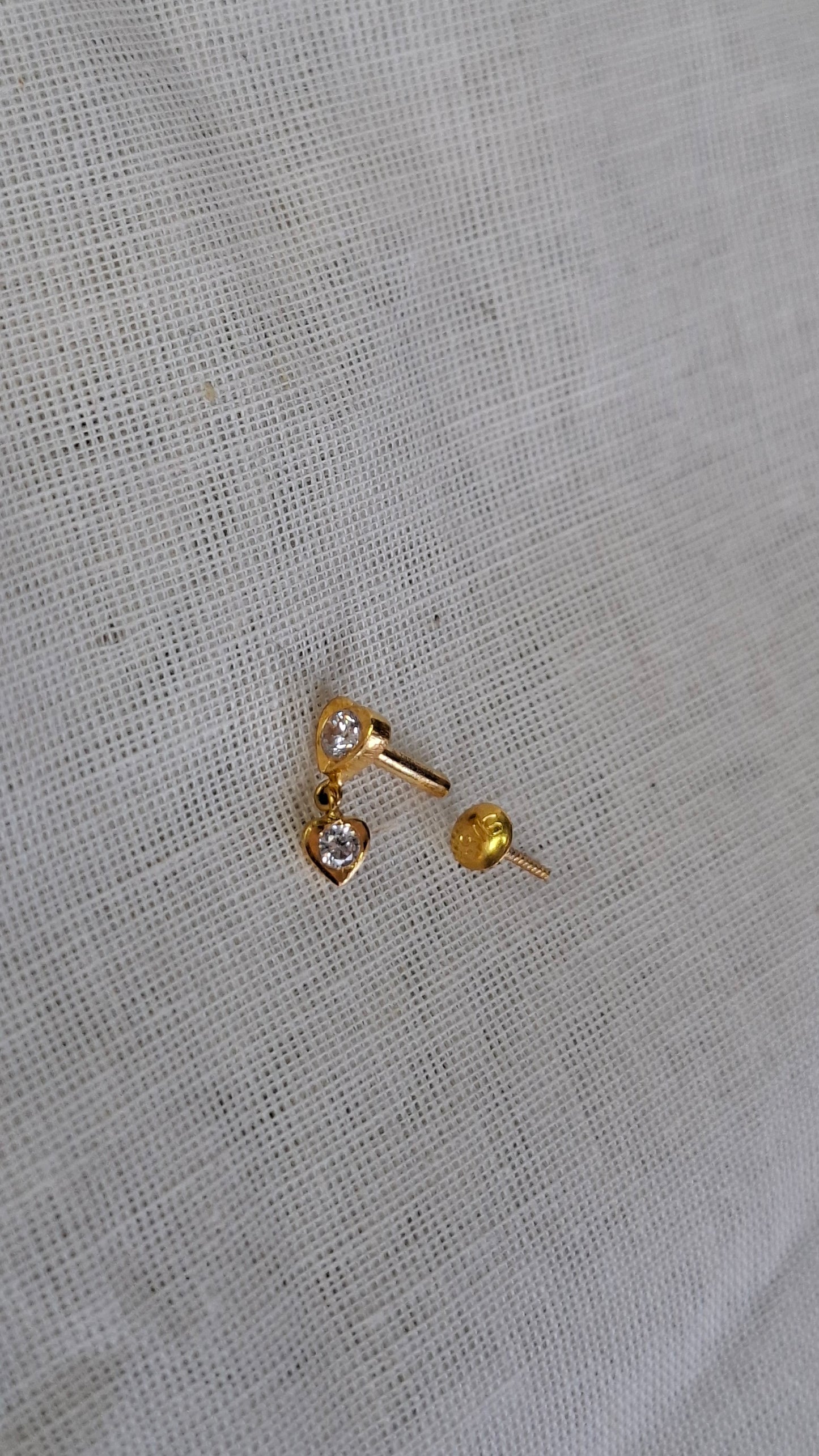 22ct Gold | CZ Ear Stud | 054